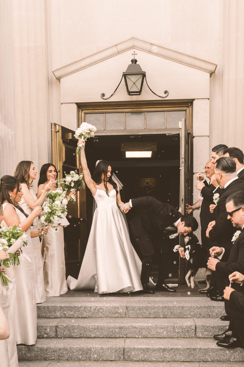 A Classic Summer Wedding at Garden City Hotel photo 3