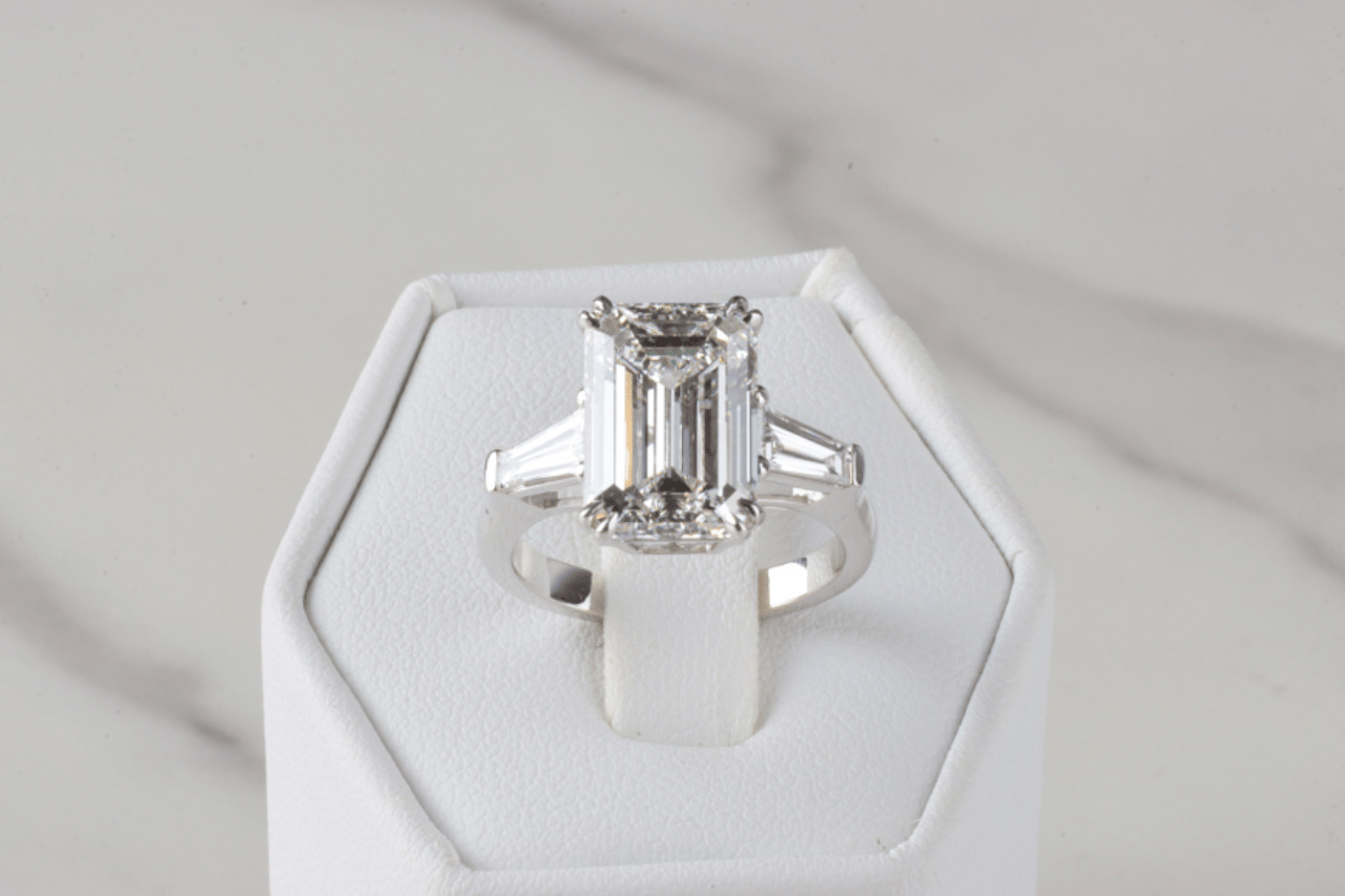 VVS Jewelry Co. portfolio 4