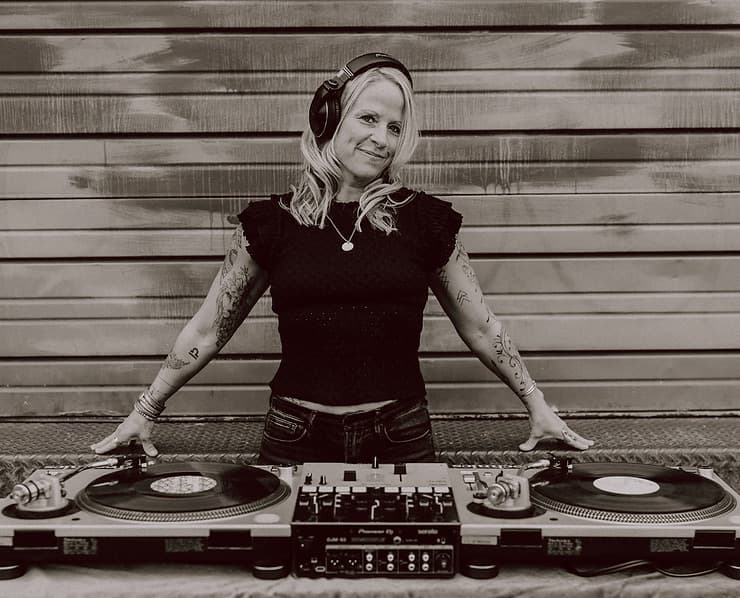 DJ Mandy Mac portfolio 1