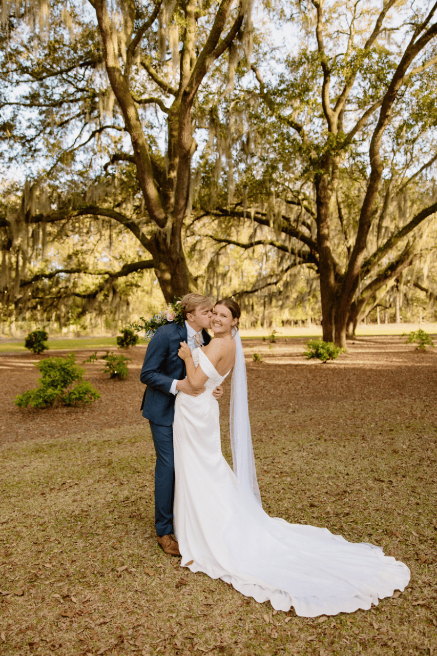 A Romantic Spring Wedding at Hewitt Oaks photo 3