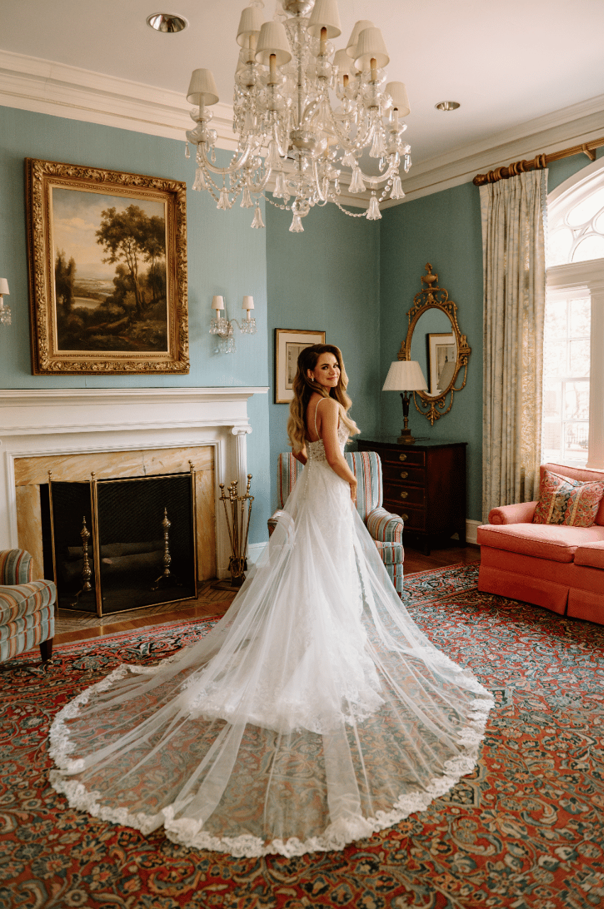 A Classic Spring Wedding at Poinsett Club