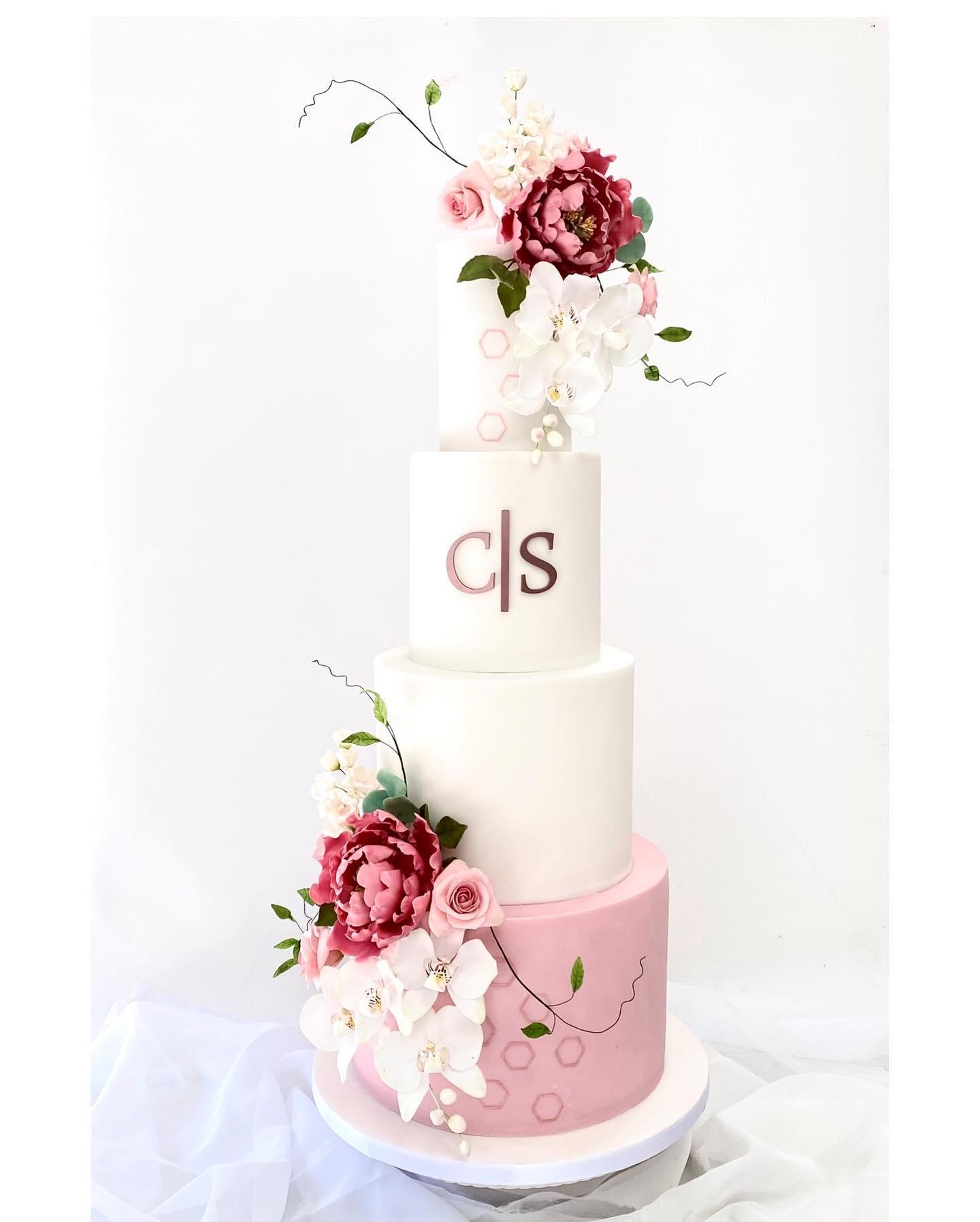 Wedding Cakes by Cake Celebrations portfolio 2