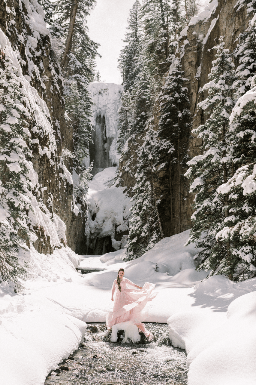 A Romantic Winter Wedding at The Peaks Resort & Spa
