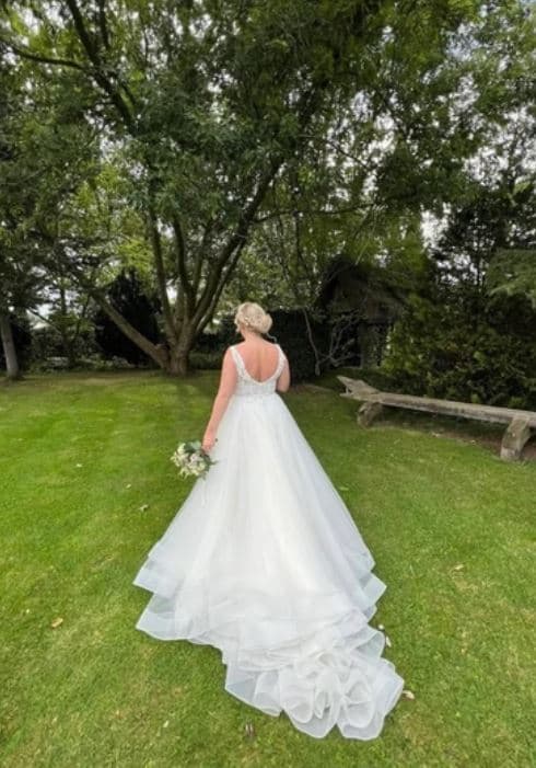 Pretty In Preloved Bridal portfolio 4