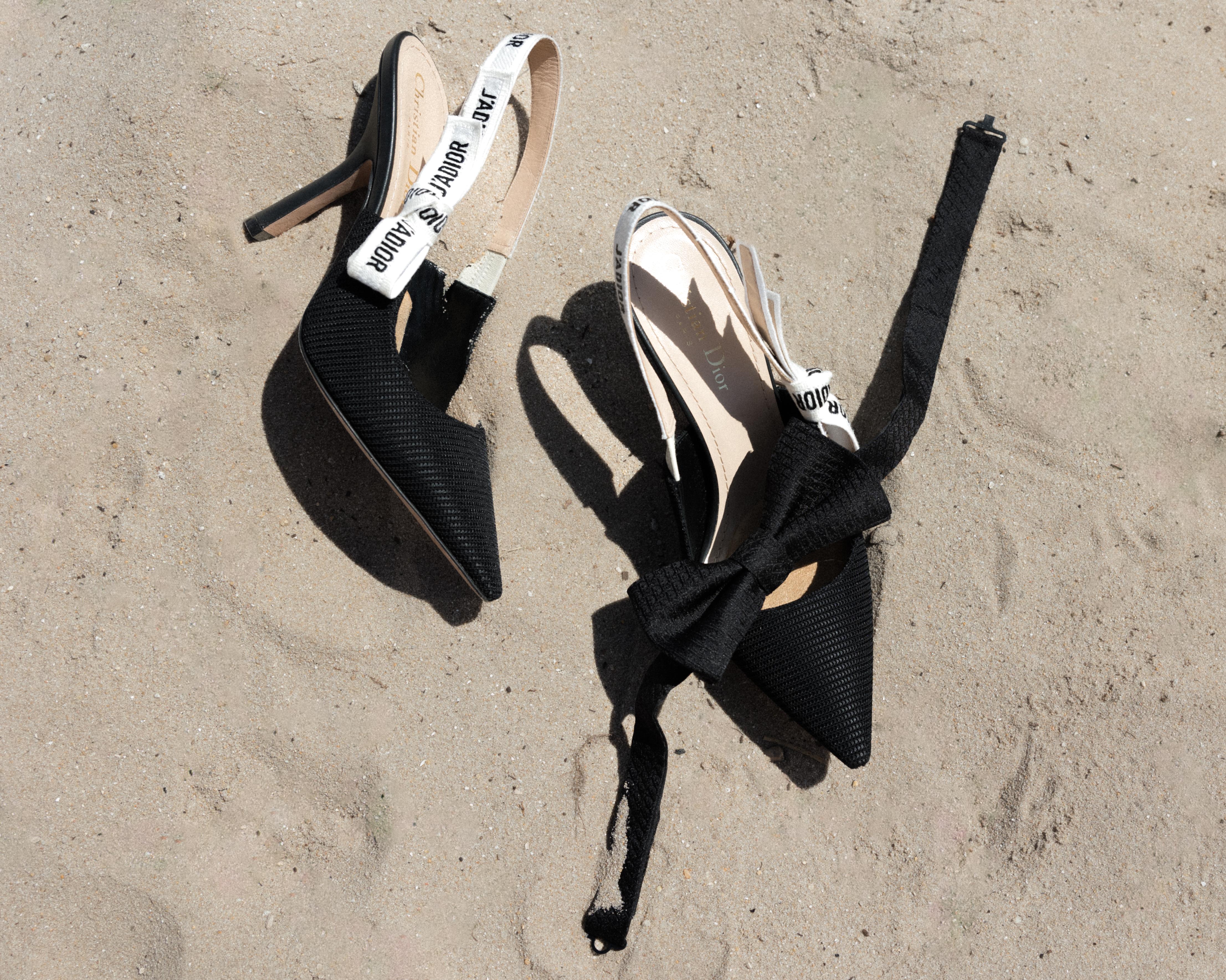 A Beach Spring Wedding at a Private Villa in Portugal 43