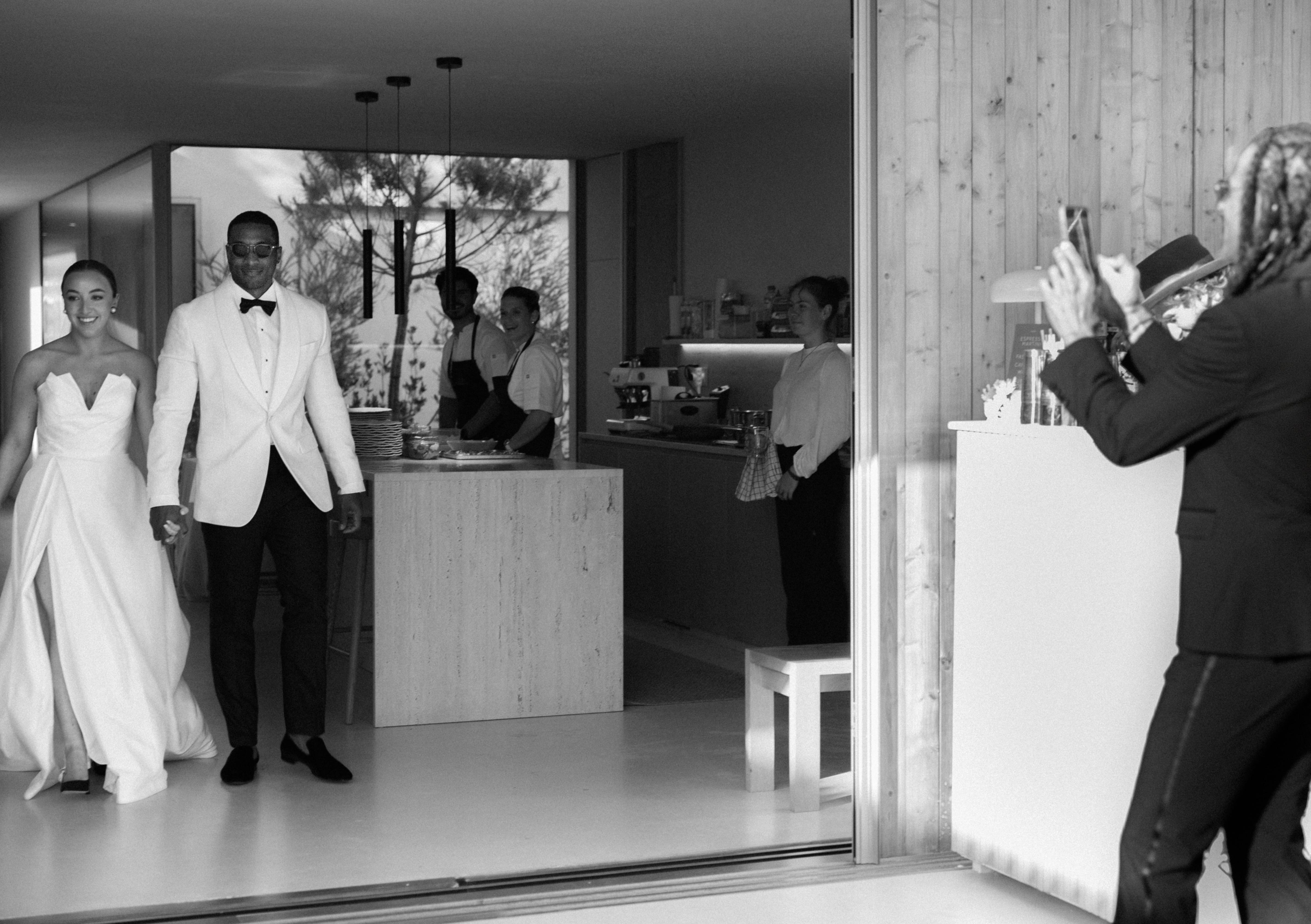 A Beach Spring Wedding at a Private Villa in Portugal 20