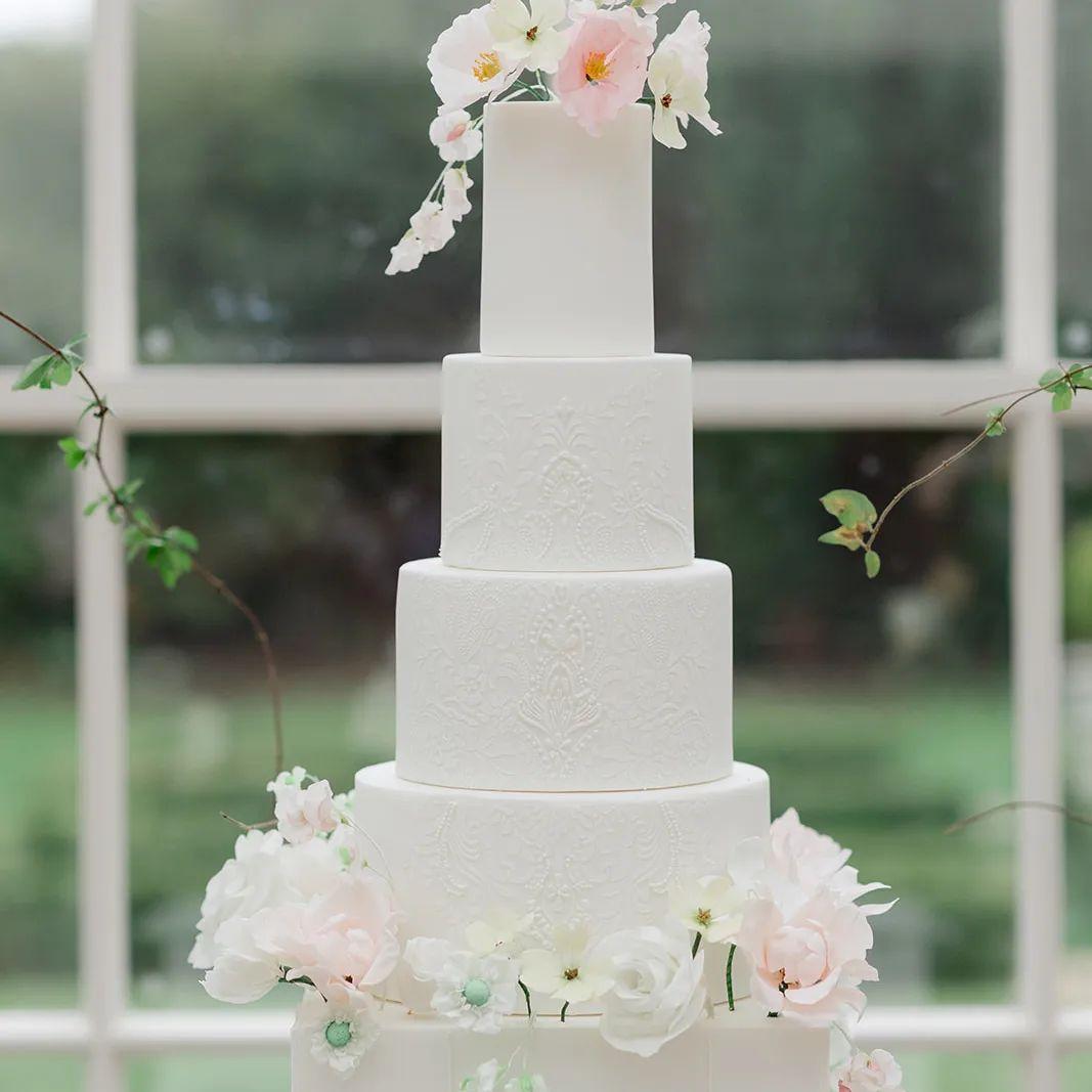 Lesley Walter Cake Design portfolio 2