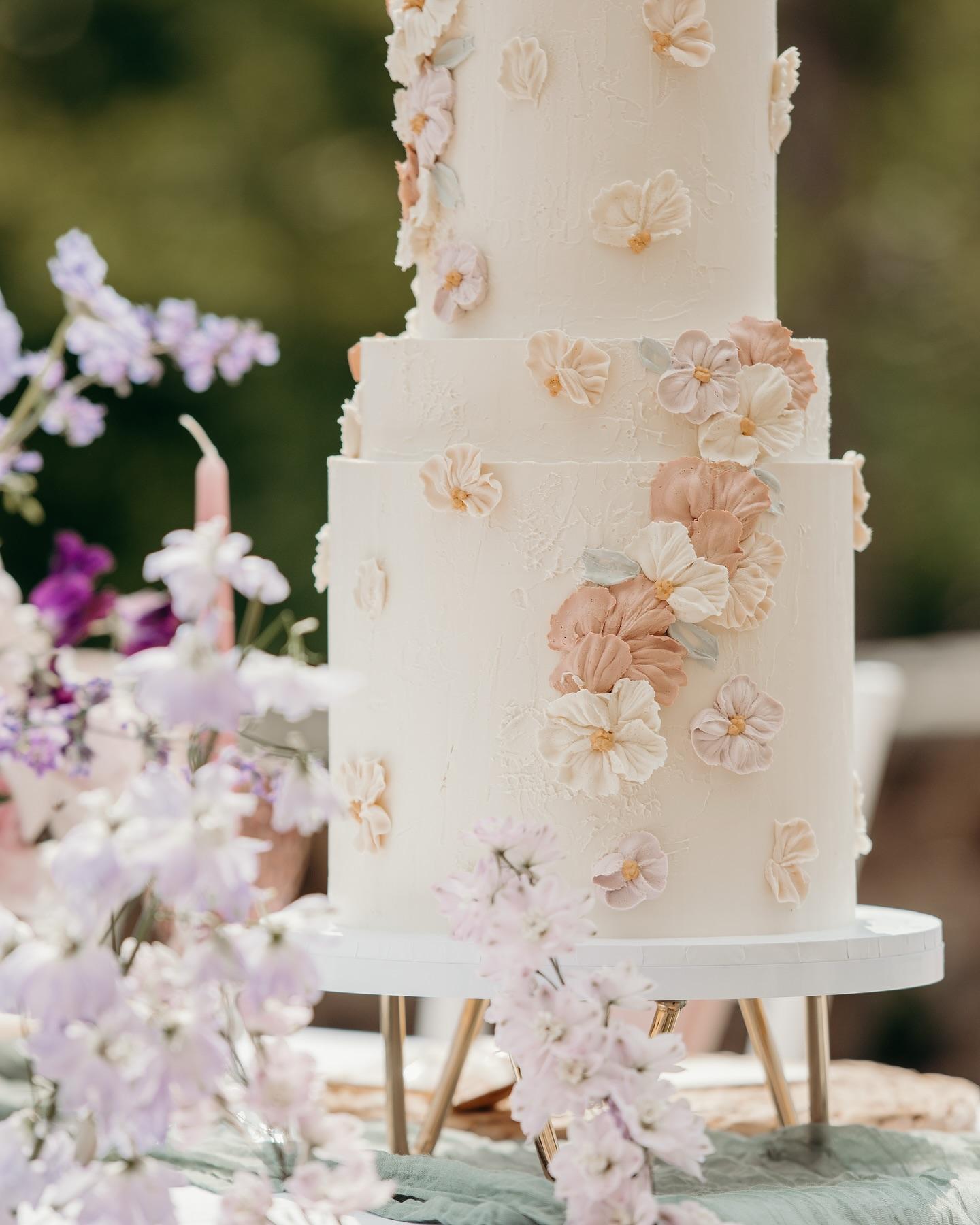 Rebecca Jasmin Cake Design portfolio 3