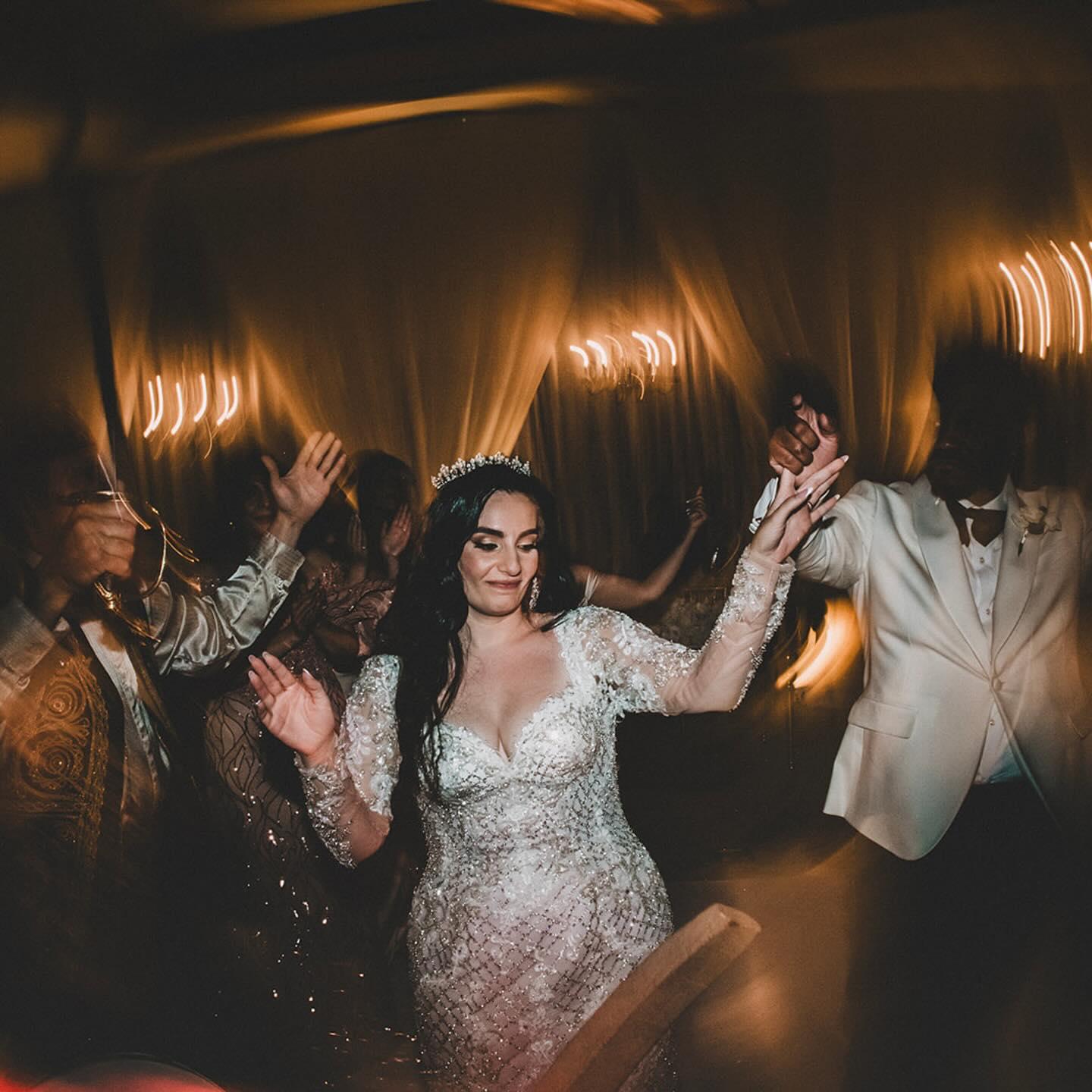 Designer Weddings by Carly Rose portfolio 1