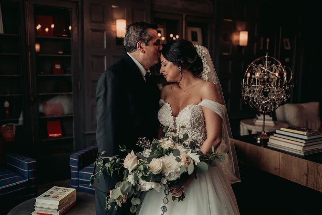 Ritz-Walton Wedding Collection portfolio 4