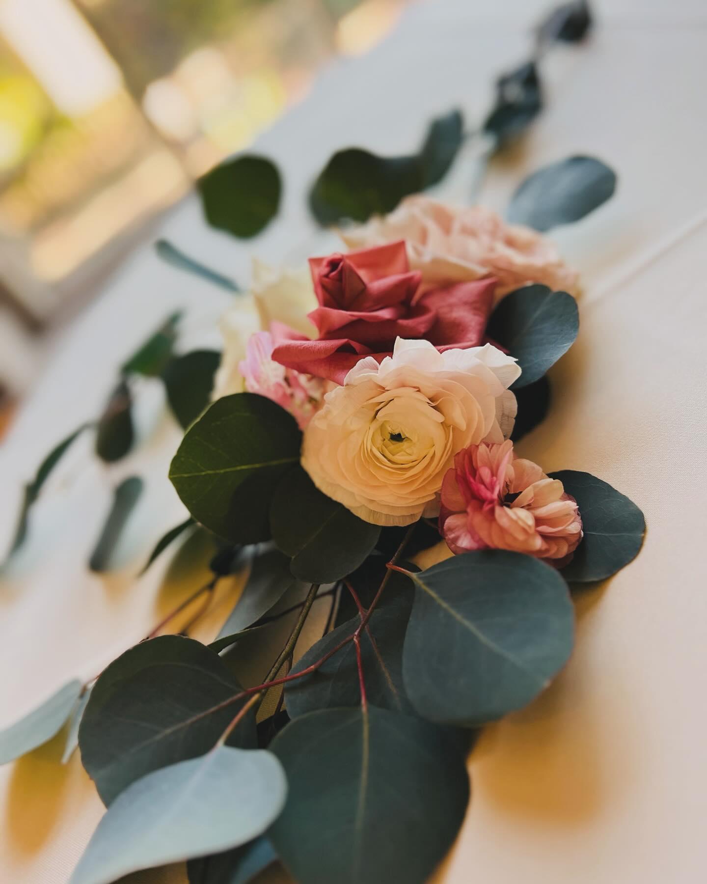 Desert Blooms Flowers LLC portfolio 2