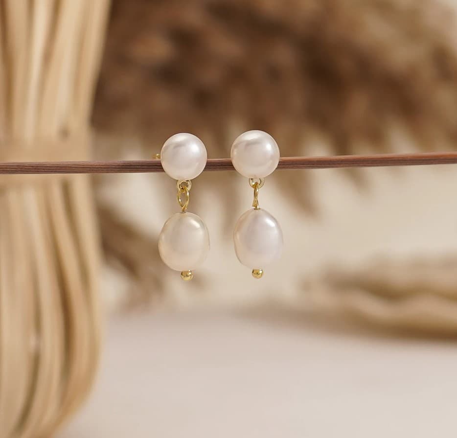 Elegant Freshwater Pearl Drop Earrings