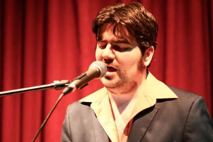 Peter LaCascia (Singer/Pianist) portfolio 1