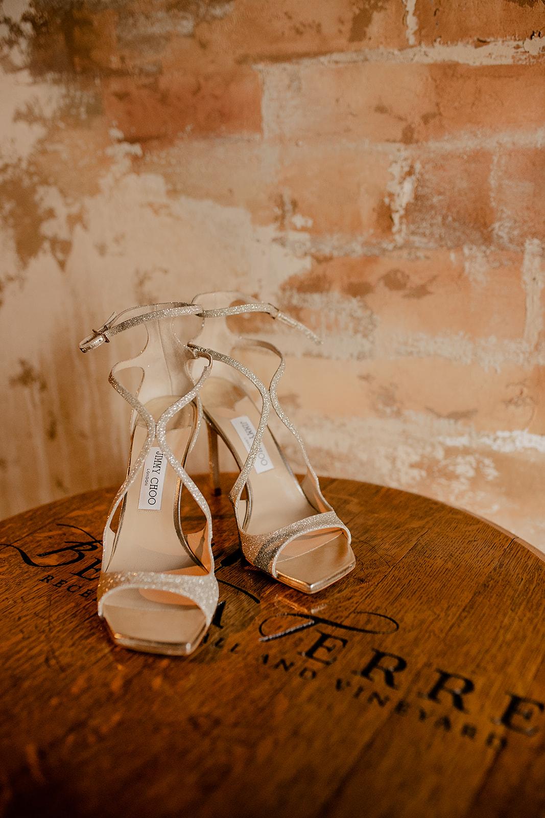 A Romantic Fall Wedding at the Bella Terre Vineyard photo 3