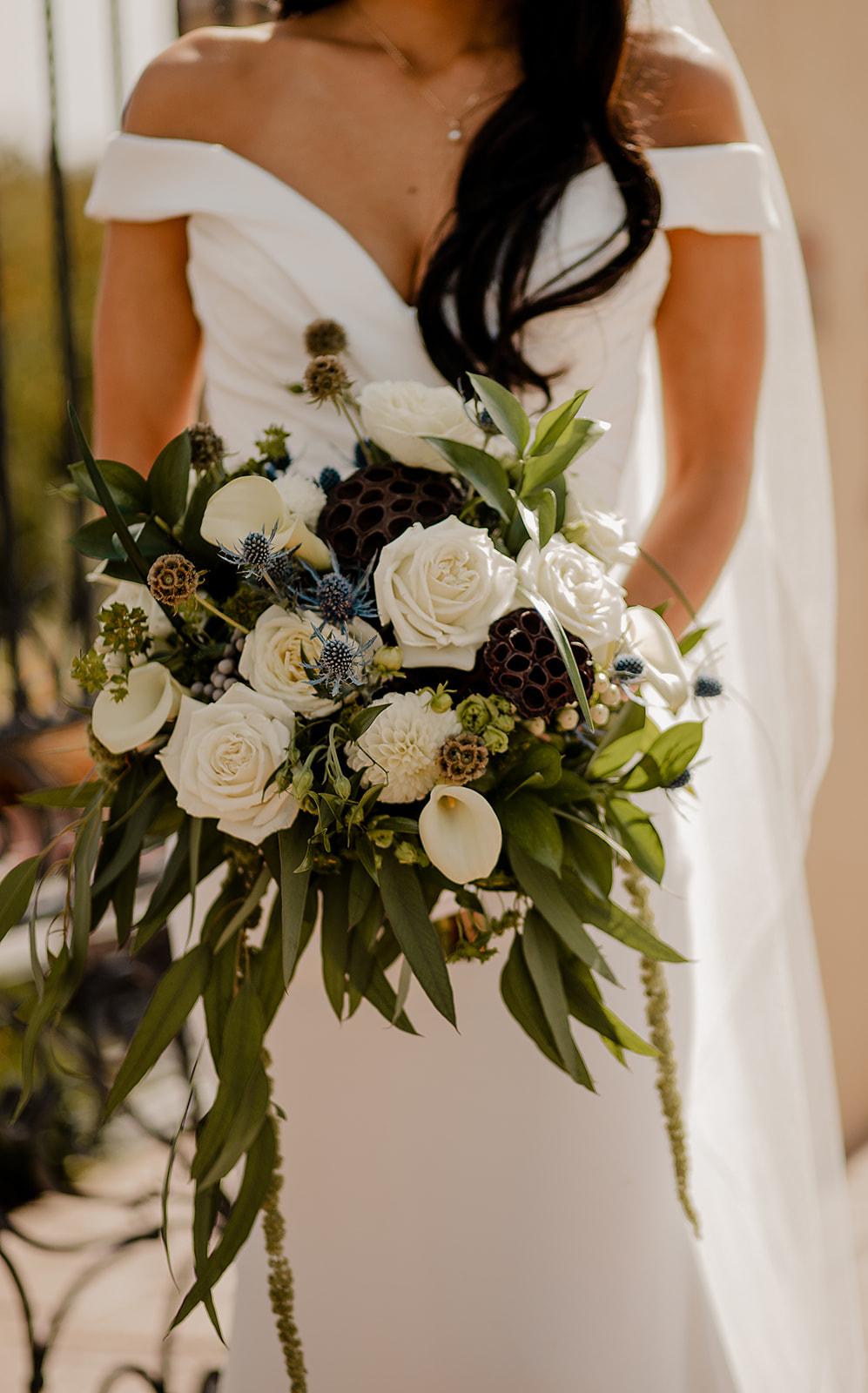 A Romantic Fall Wedding at the Bella Terre Vineyard 14
