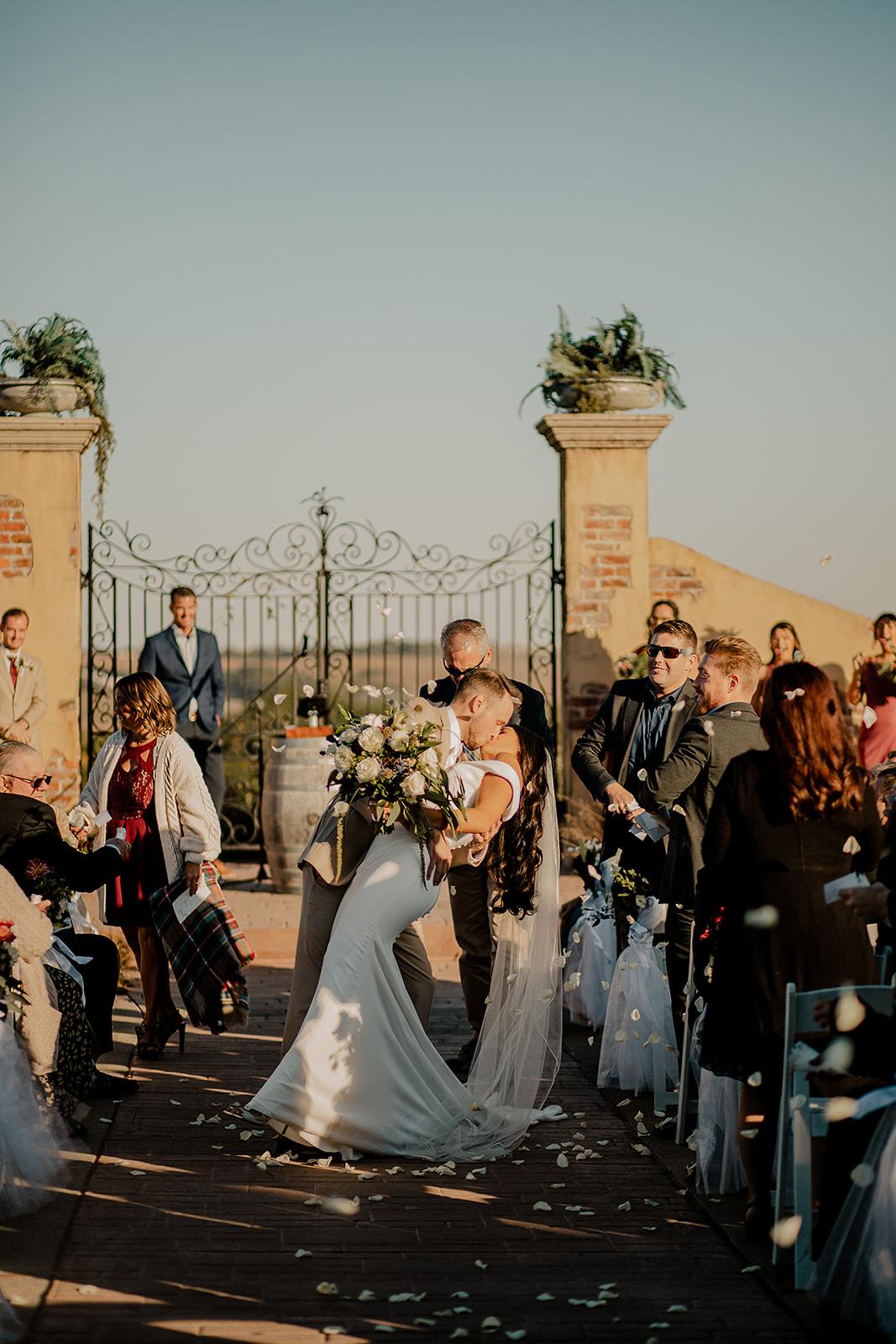 A Romantic Fall Wedding at the Bella Terre Vineyard 28