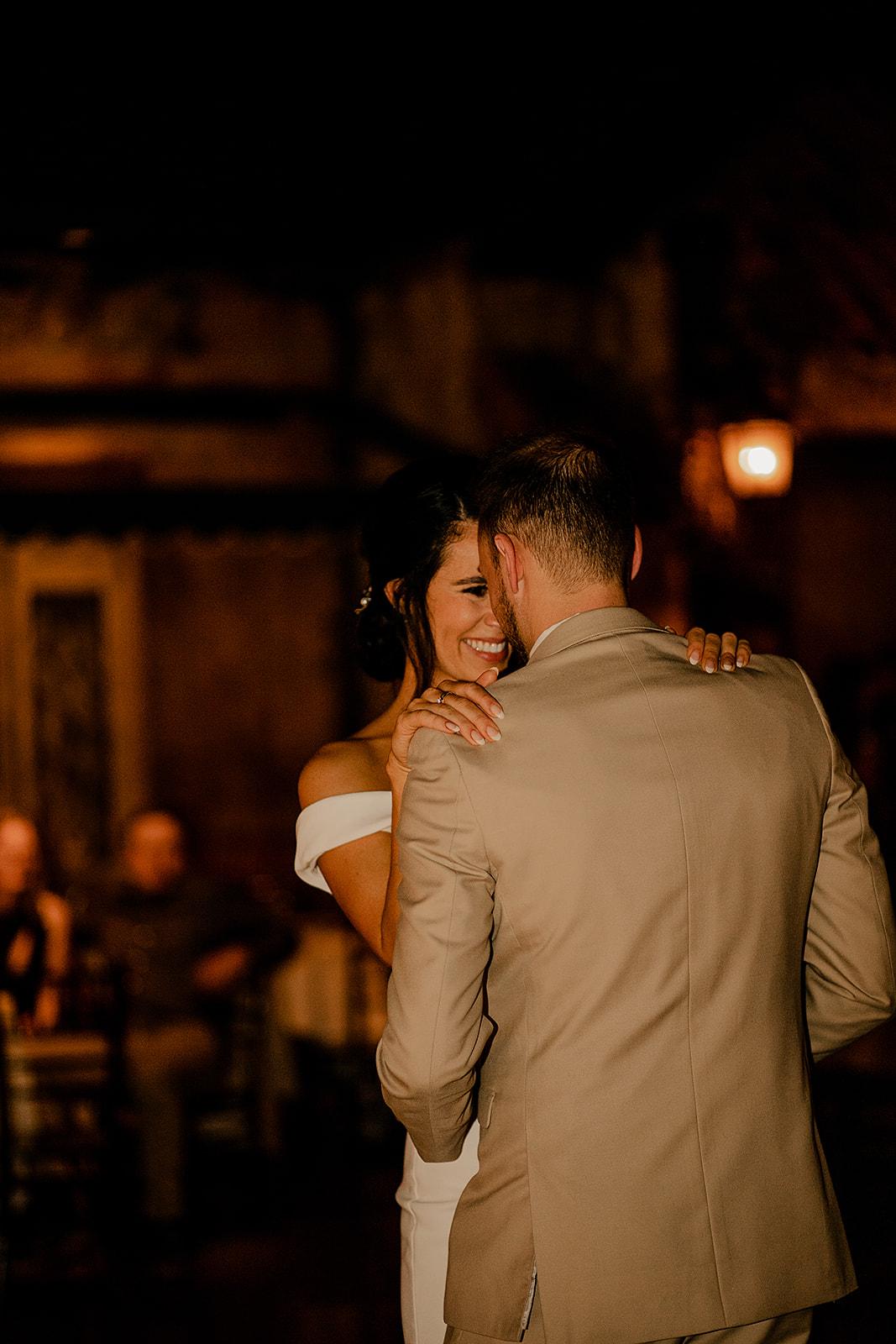 A Romantic Fall Wedding at the Bella Terre Vineyard 12
