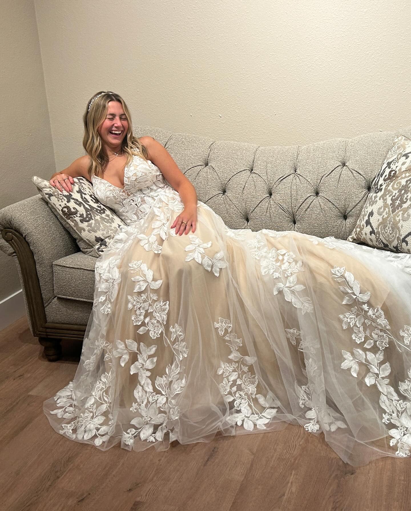 Lena’s Bridal Studio portfolio 4