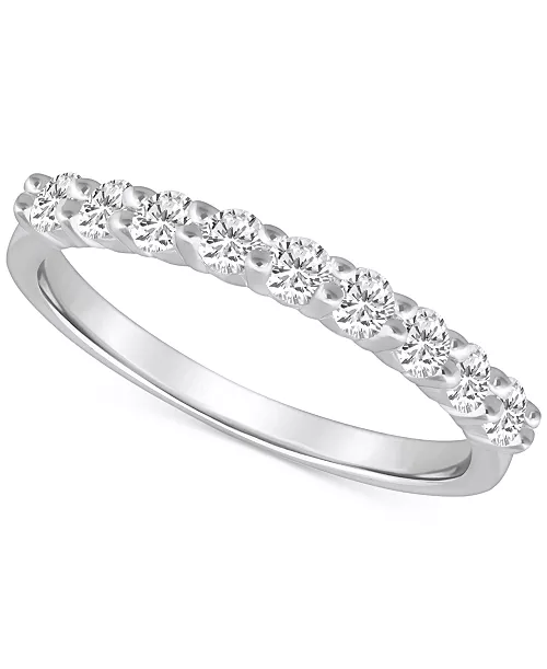 Diamond Wedding Band in 14k Gold