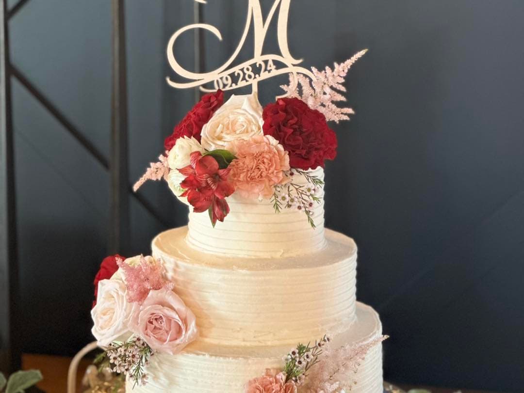 Designs by GG Boutique Bakery portfolio 4