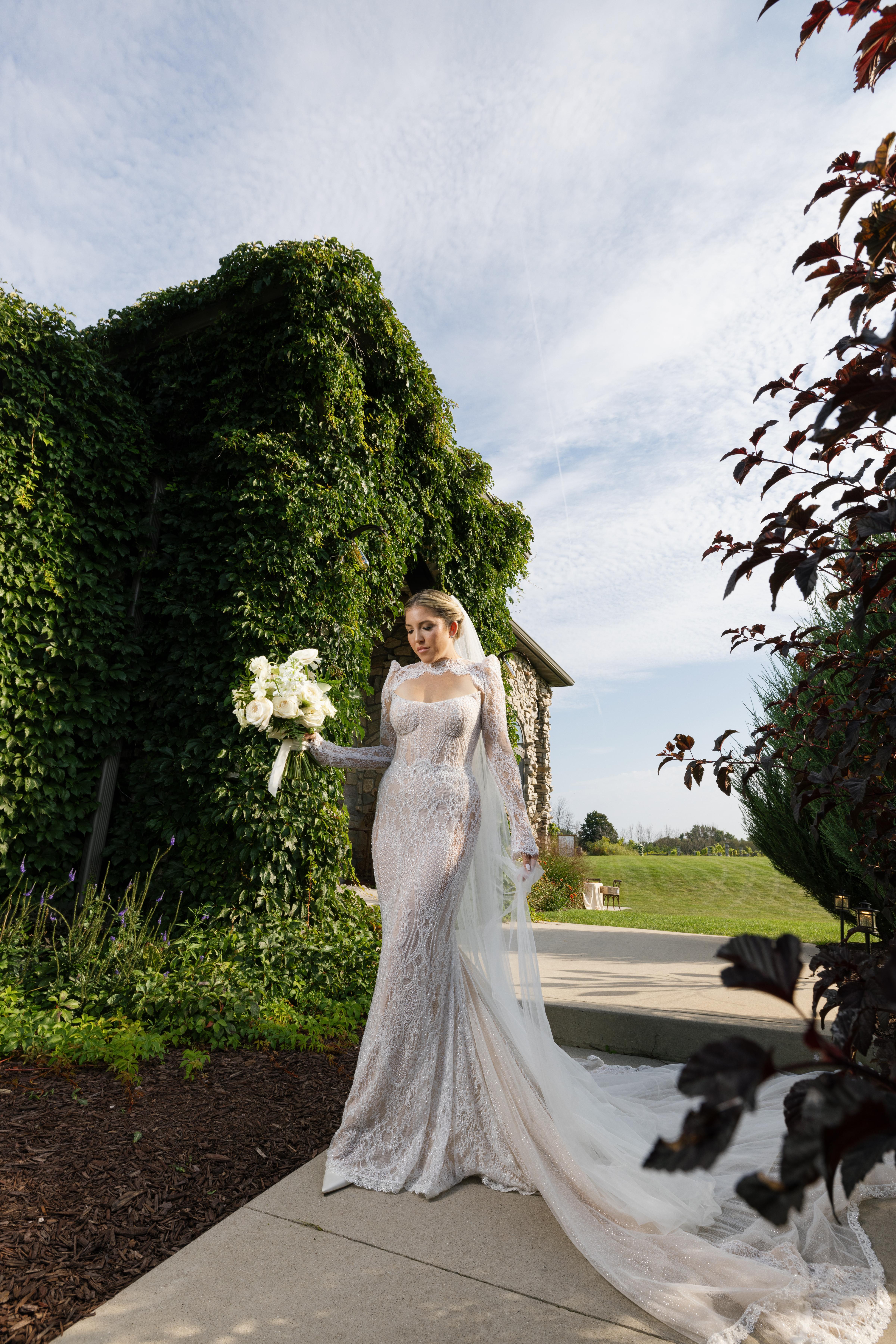 A Romantic Fall Wedding at The Castle Vineyard 39