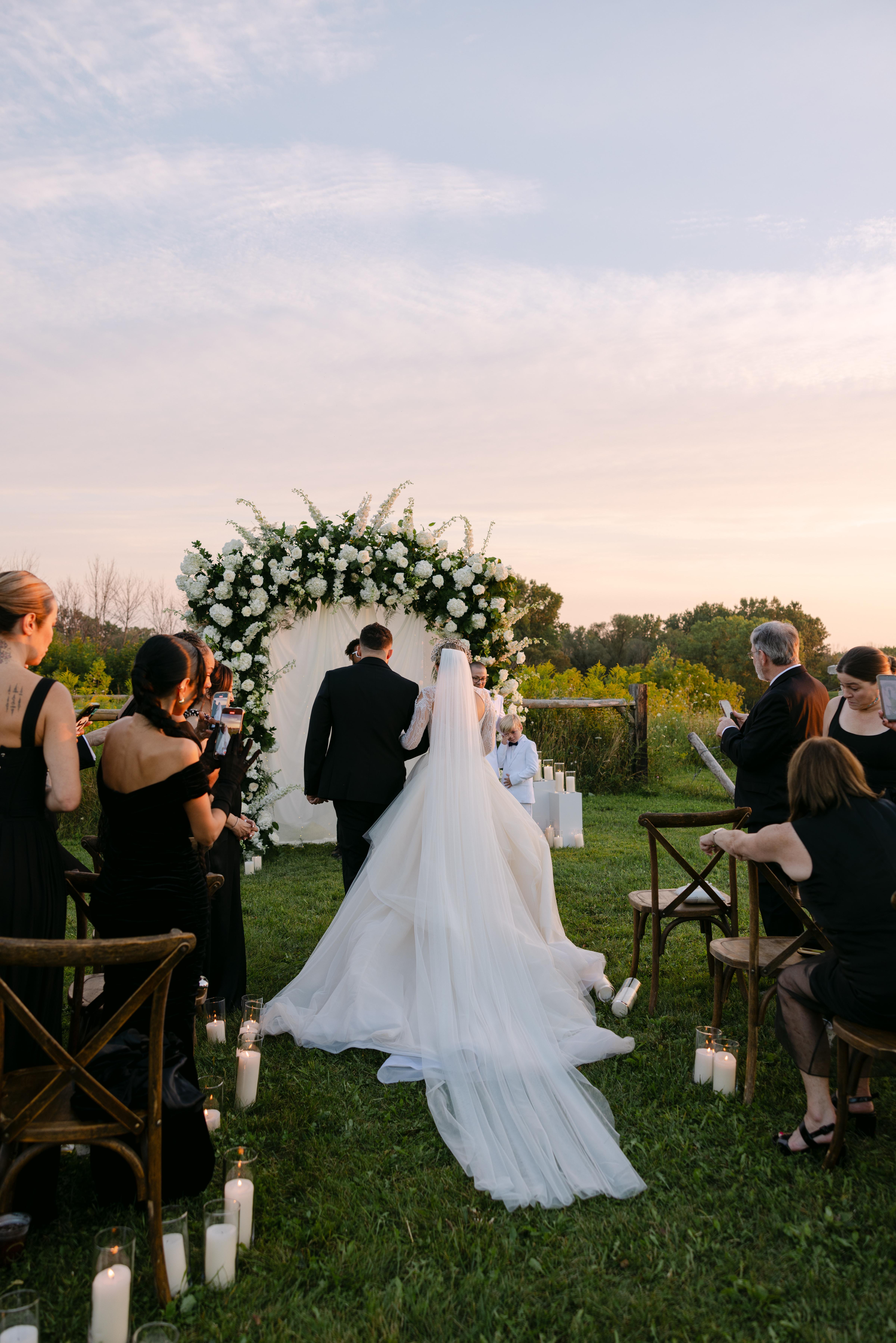 A Romantic Fall Wedding at The Castle Vineyard 11