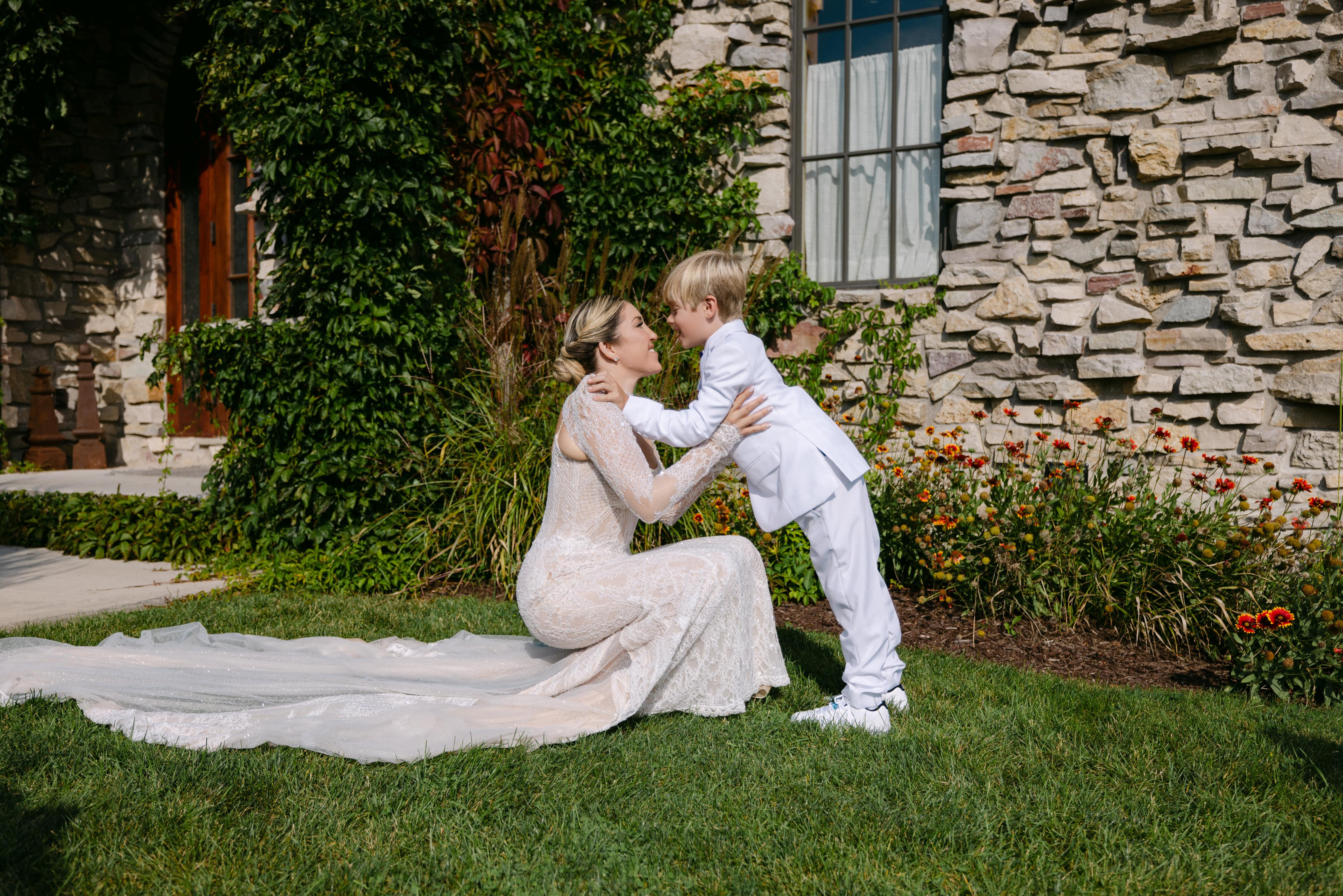 A Romantic Fall Wedding at The Castle Vineyard 22