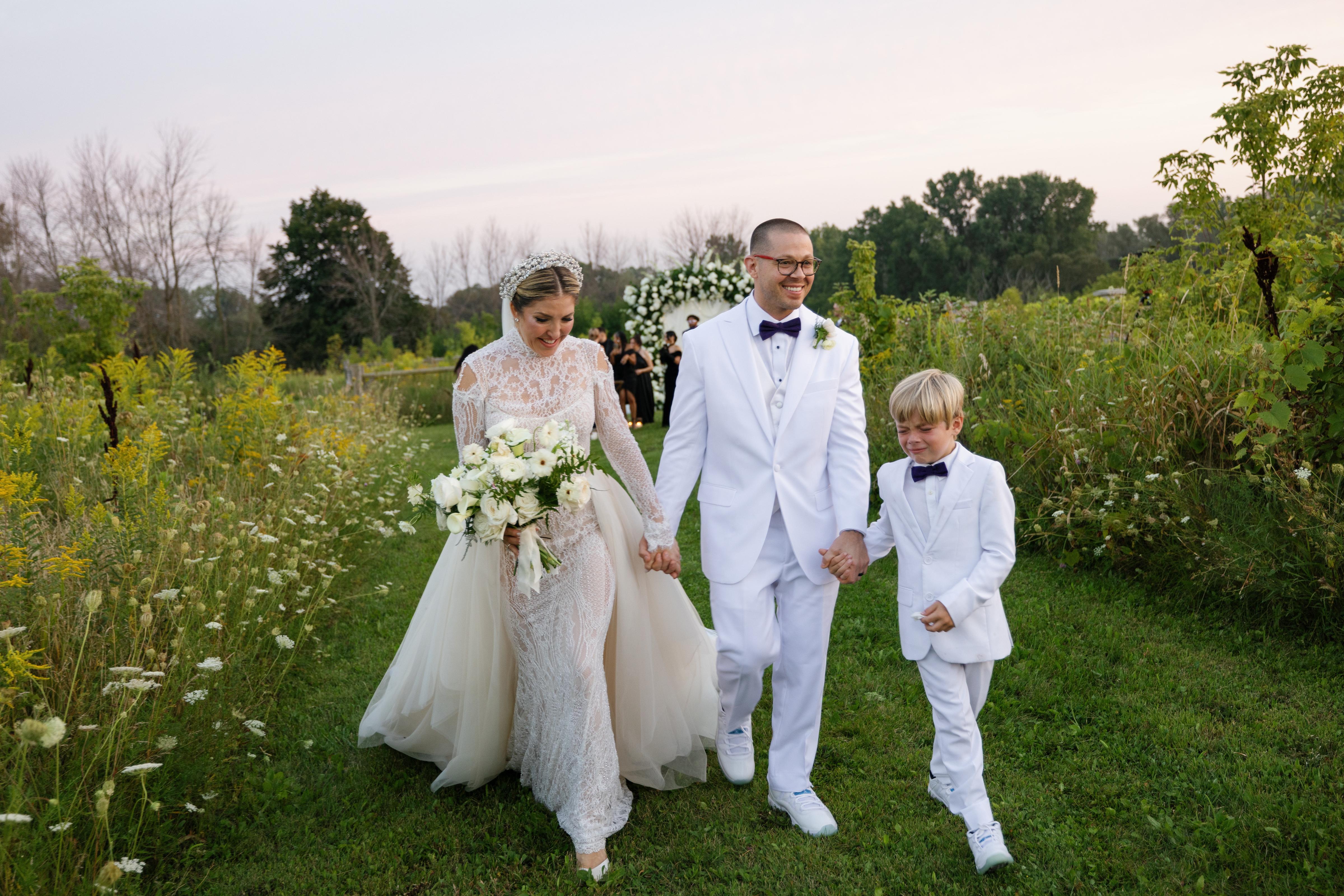 A Romantic Fall Wedding at The Castle Vineyard 32