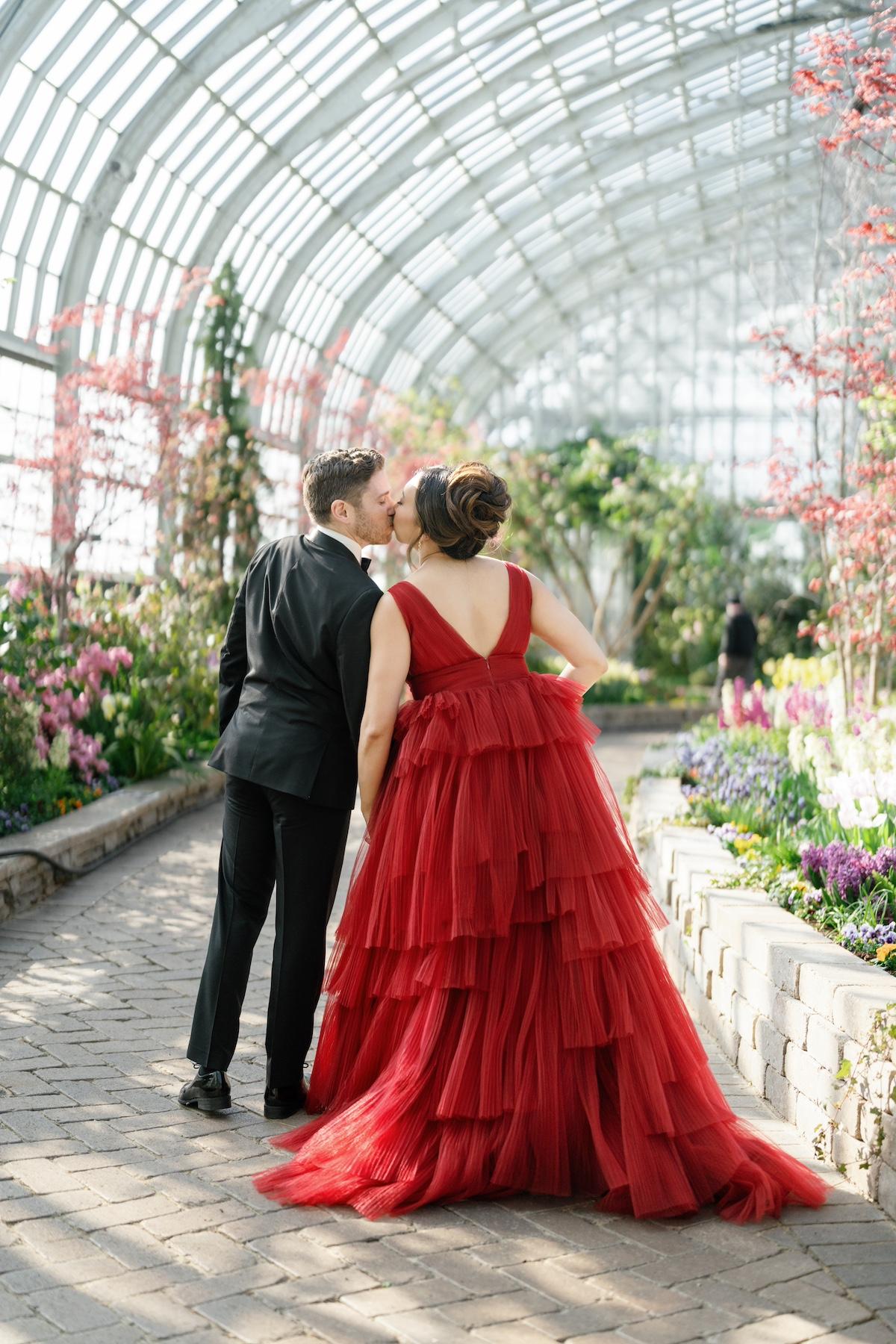 A Whimsical Fall Engagement at Garfield Park Conservatory photo 2