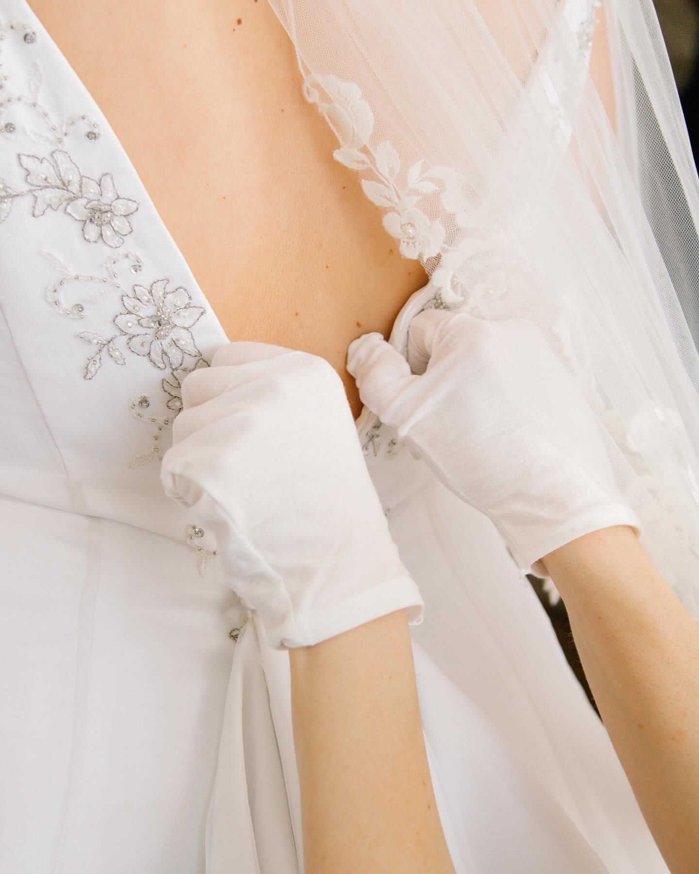 TEWS- Tanis Emmett Wedding Style portfolio 3
