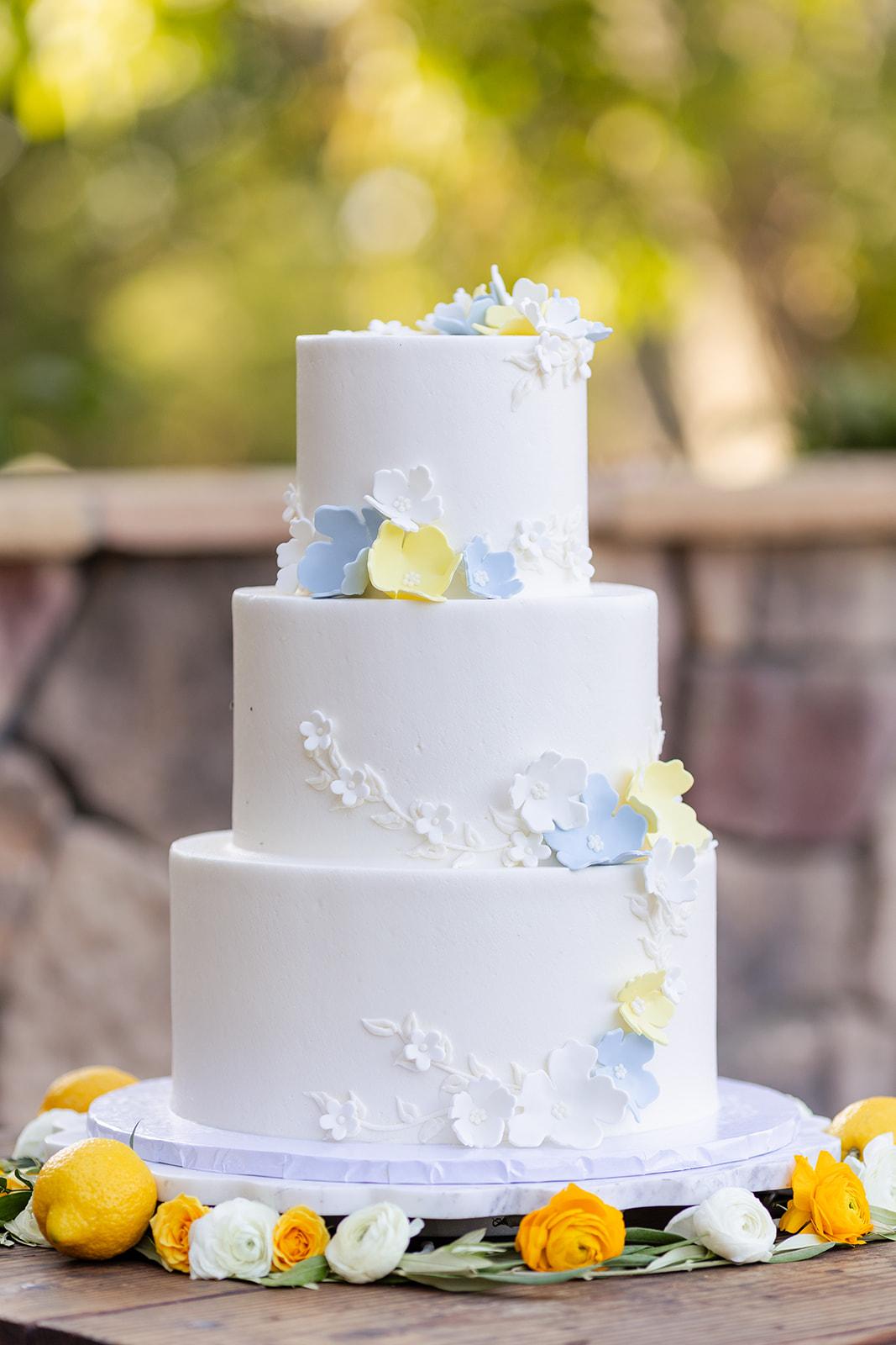 A Romantic Summer Wedding at the Walnut Grove photo 5