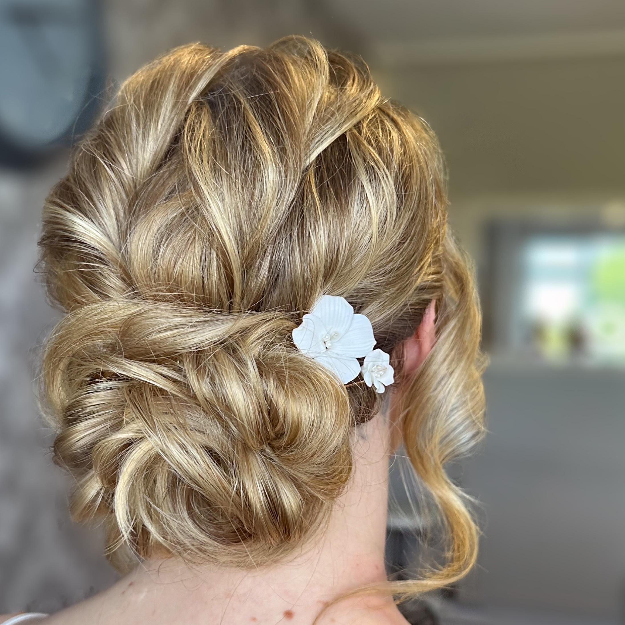 Carys Ellis Bridal Hair