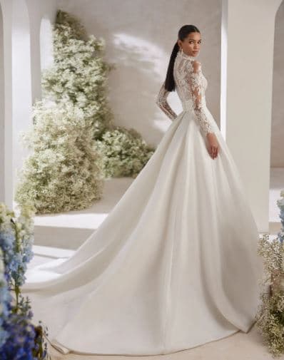 H.KLES Bridal Couture portfolio 5