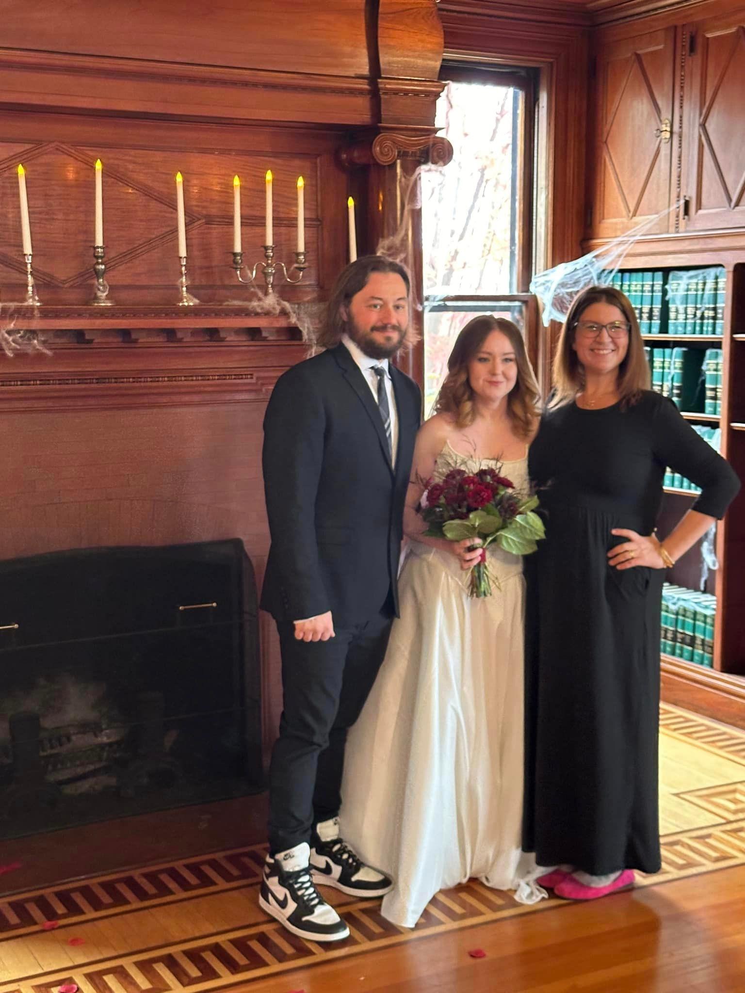 Samantha Mineo - Wedding Officiant portfolio 4