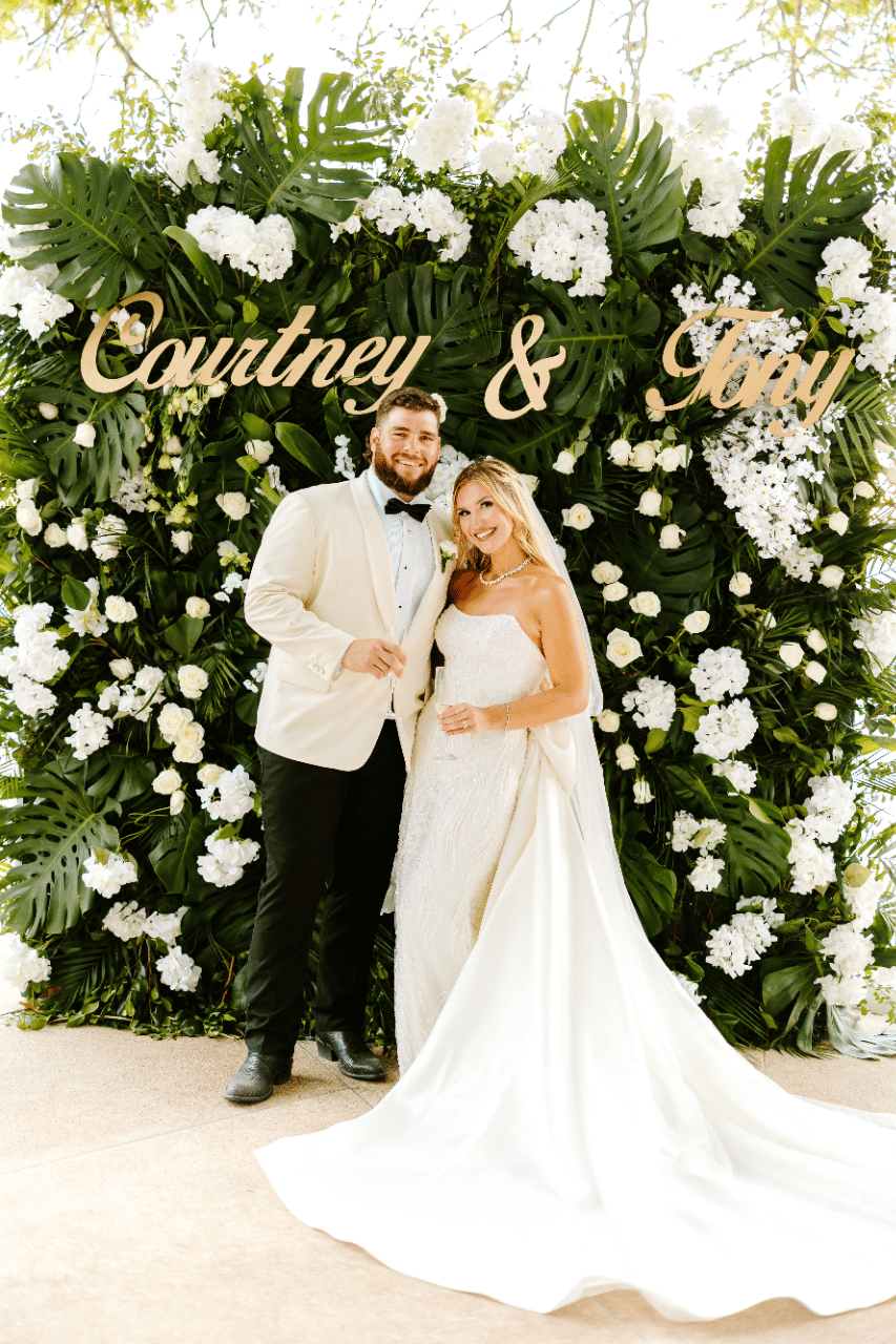A Modern Summer Wedding at Hyatt Ziva Puerto Vallarta