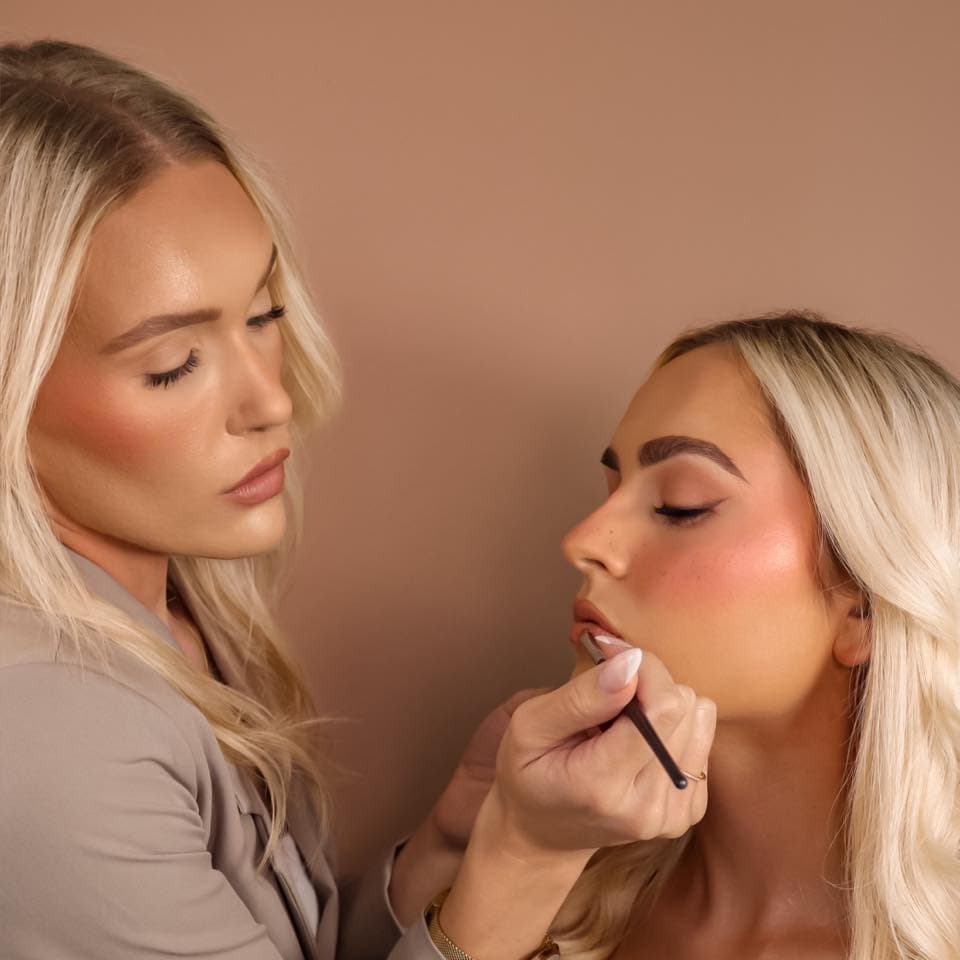 Lacuna Beauty Official portfolio 1