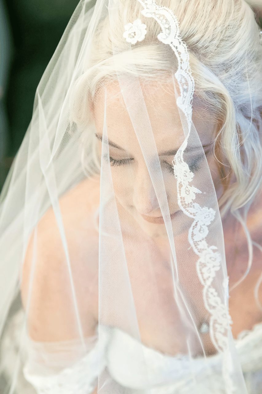 A Glamorous Fall Wedding at Nemacolin Resort photo 2