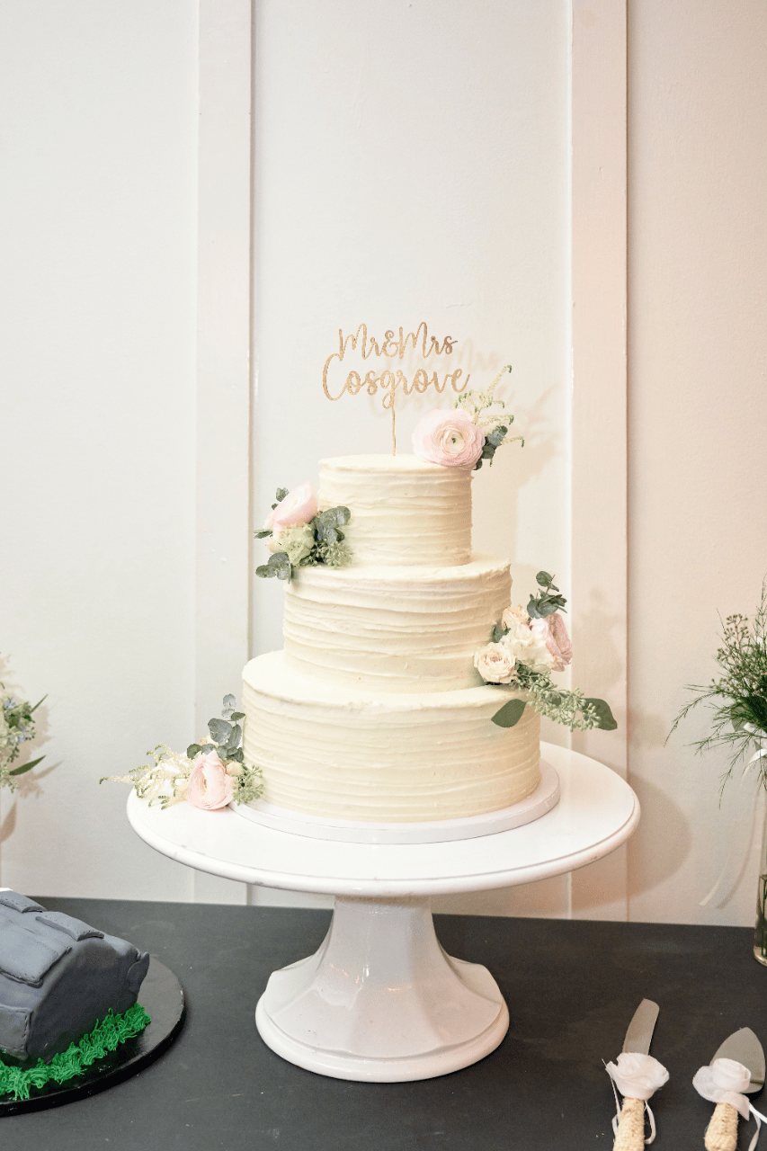 Artful Cakery by Julie portfolio 4