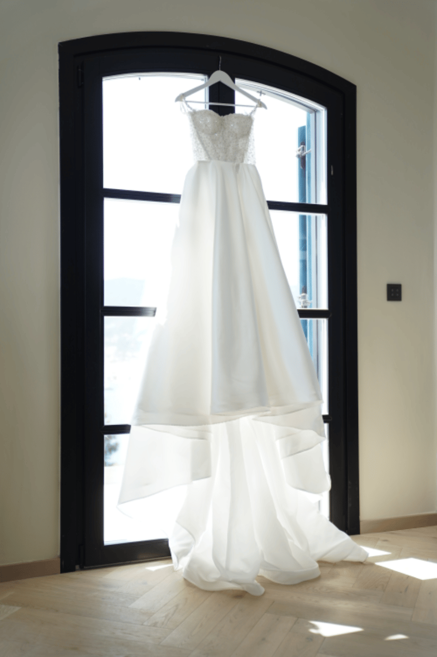 A Modern Summer Wedding in Greece photo 3