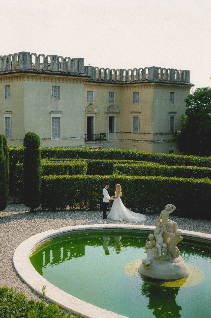 A Glamorous Summer Wedding at Villa Rizzardi