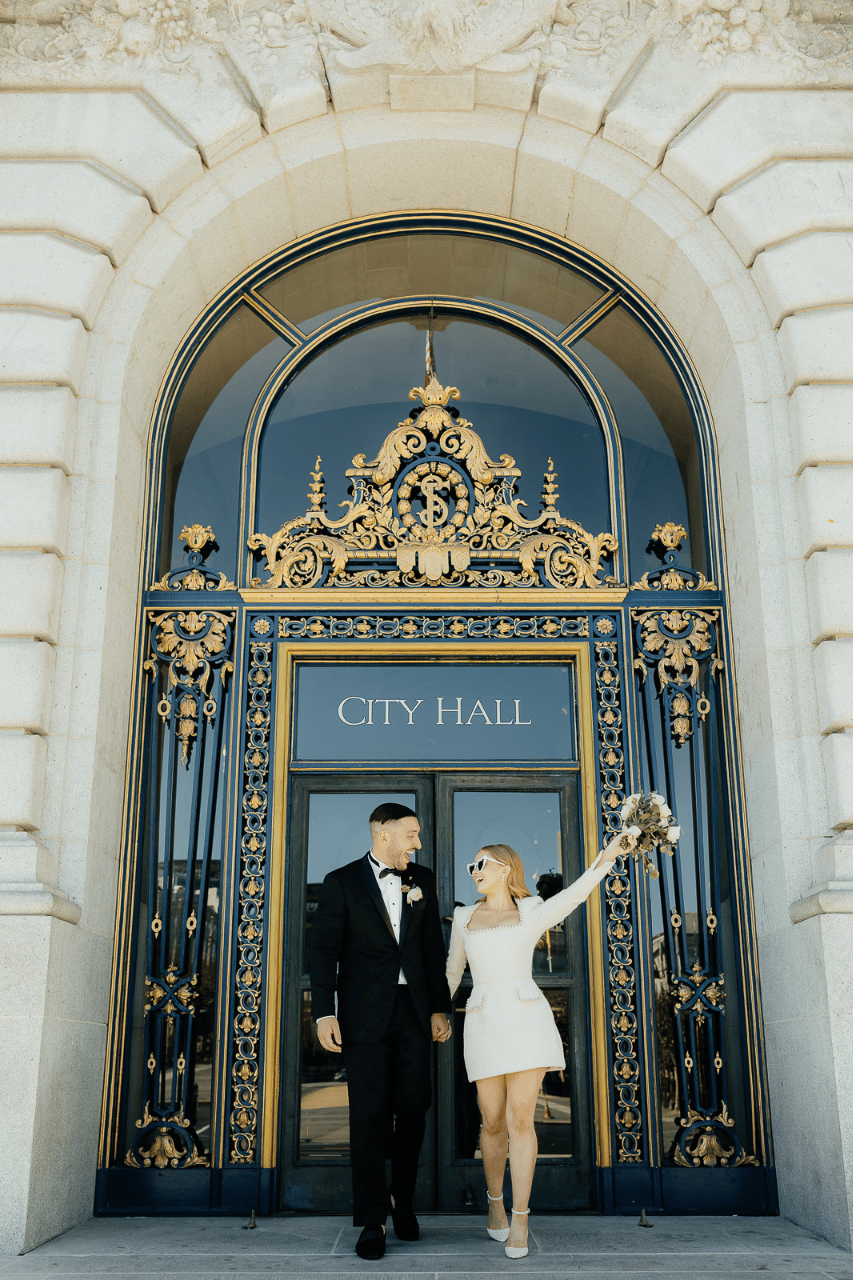 A Modern Fall Wedding at San Francisco City Hall