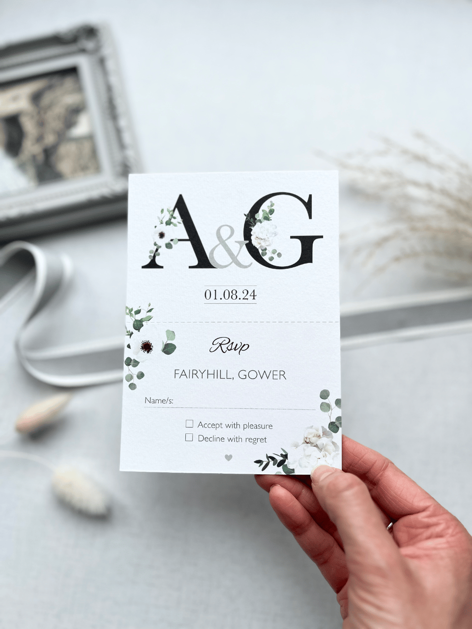 Lovelee Wedding Stationery portfolio 4