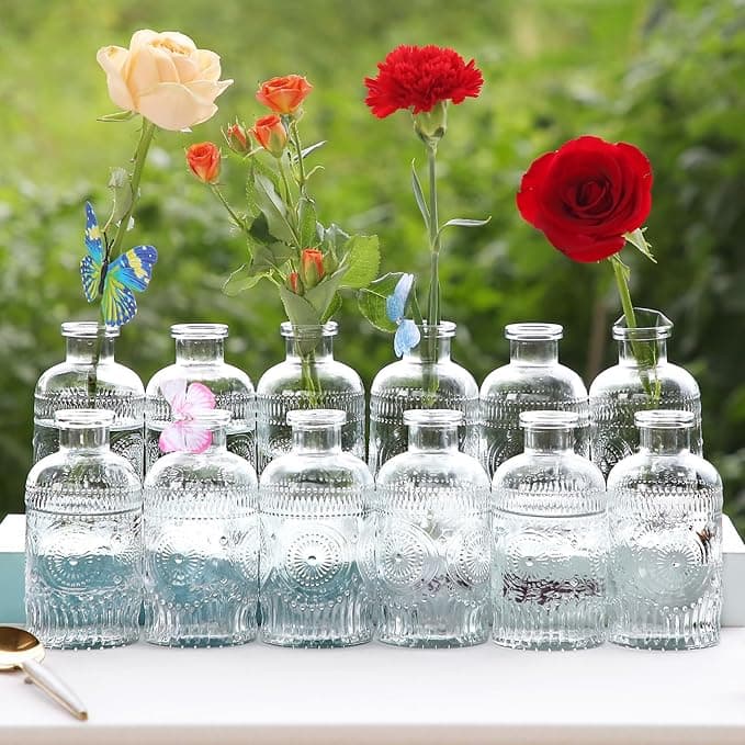 Small Glass Vases for Flowers as Wedding Centerpieces for Tables
