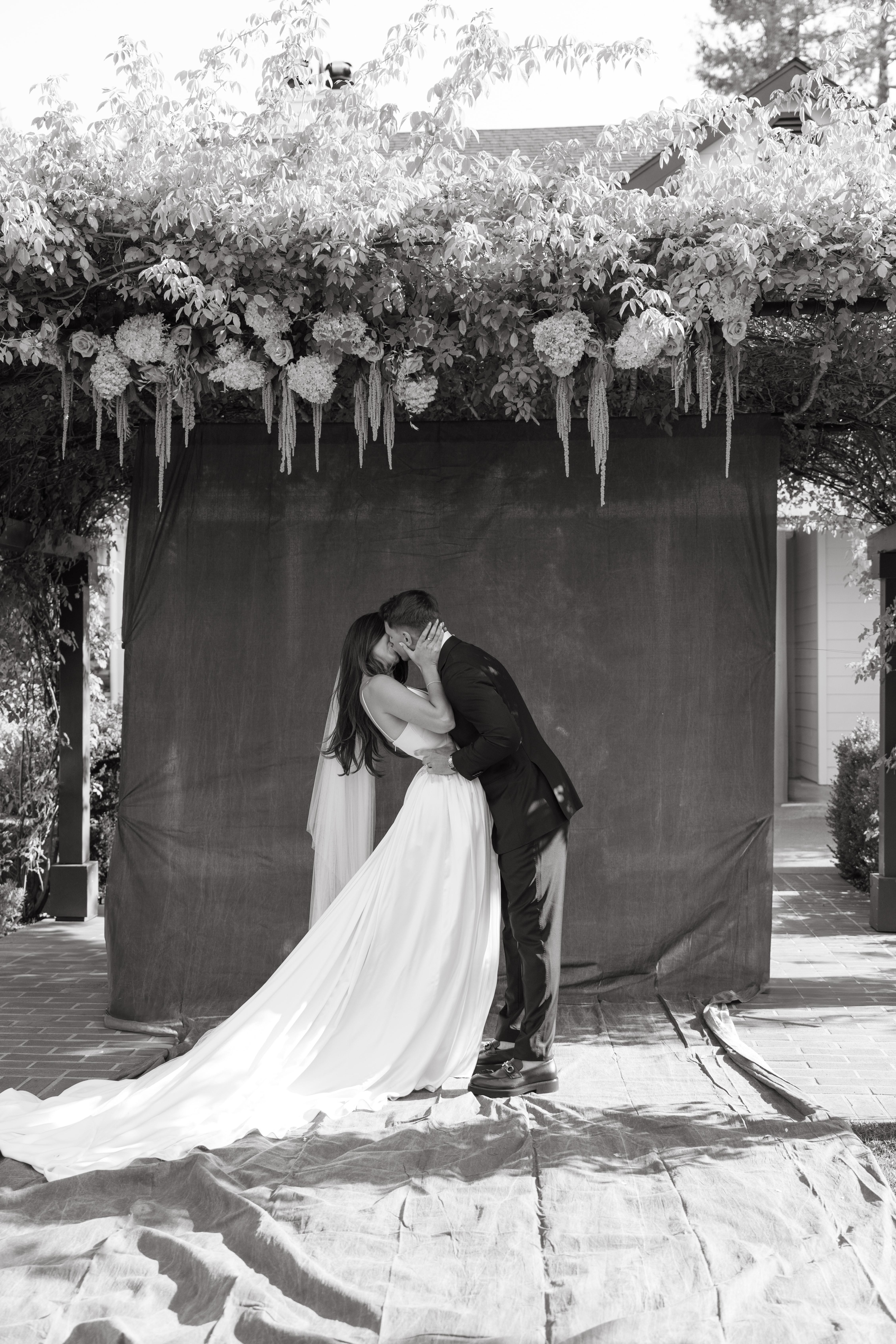 A Whimsical Summer Wedding at MacArthur Place 11