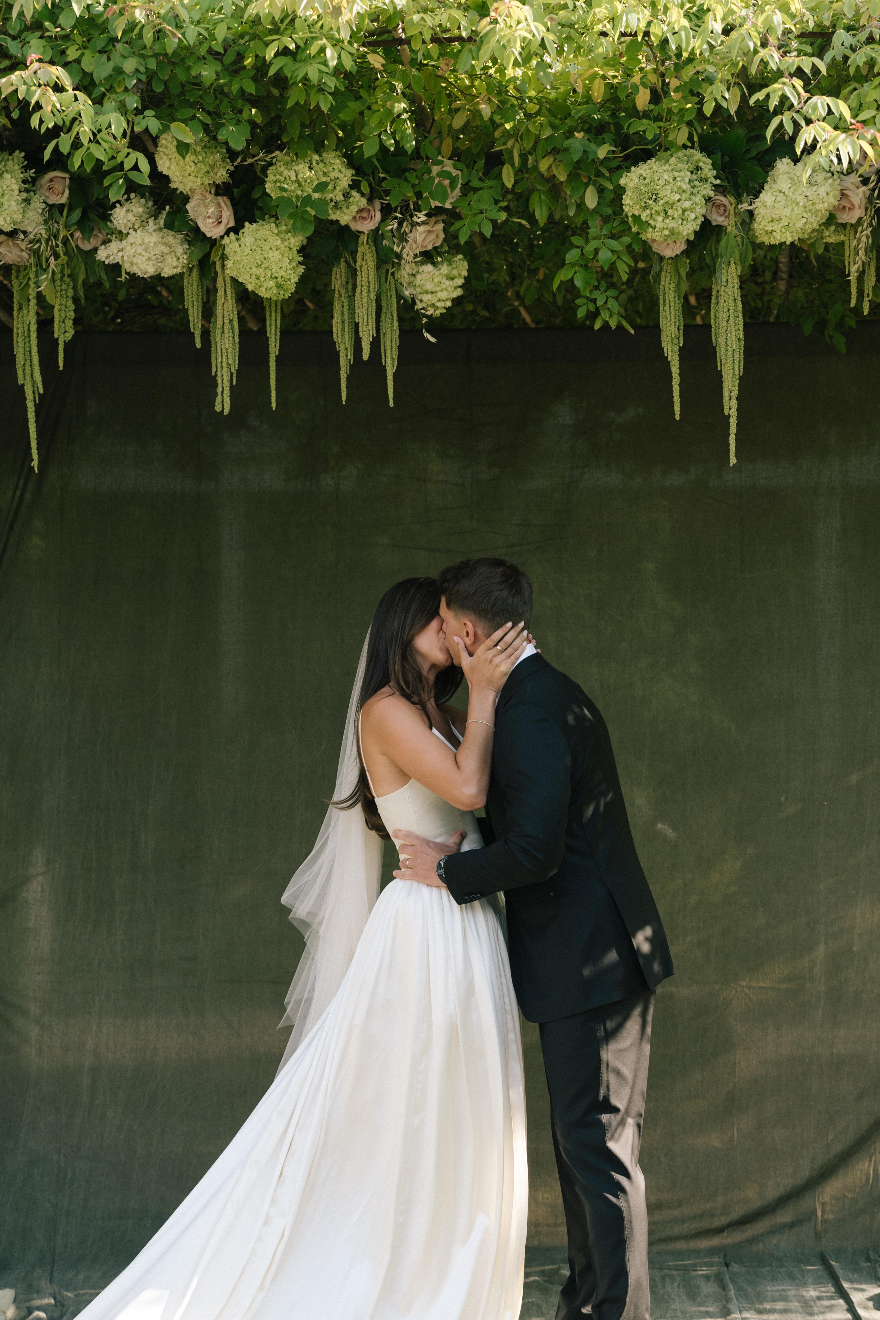 A Whimsical Summer Wedding at MacArthur Place 15