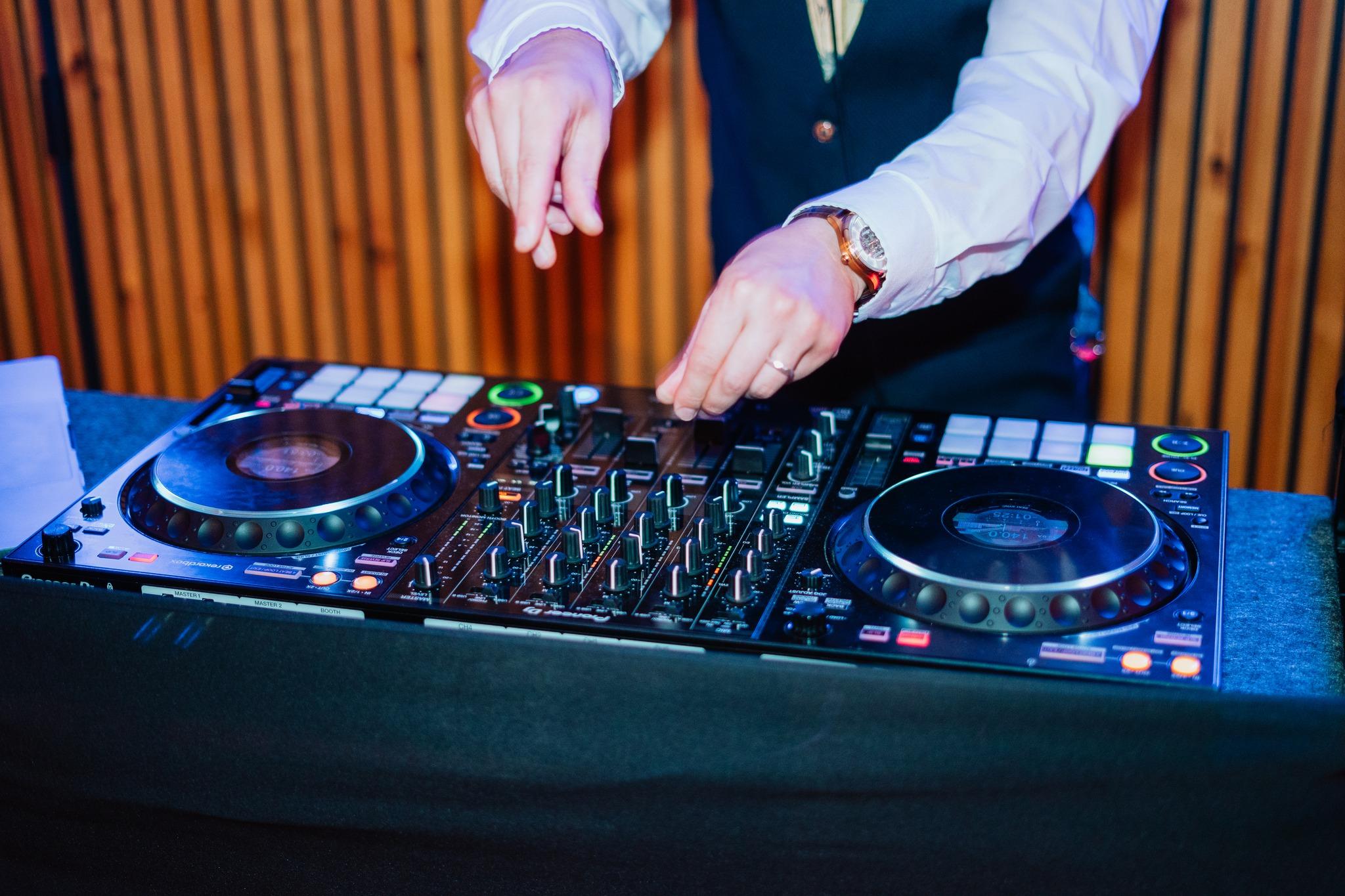 SK Events DJ portfolio 1