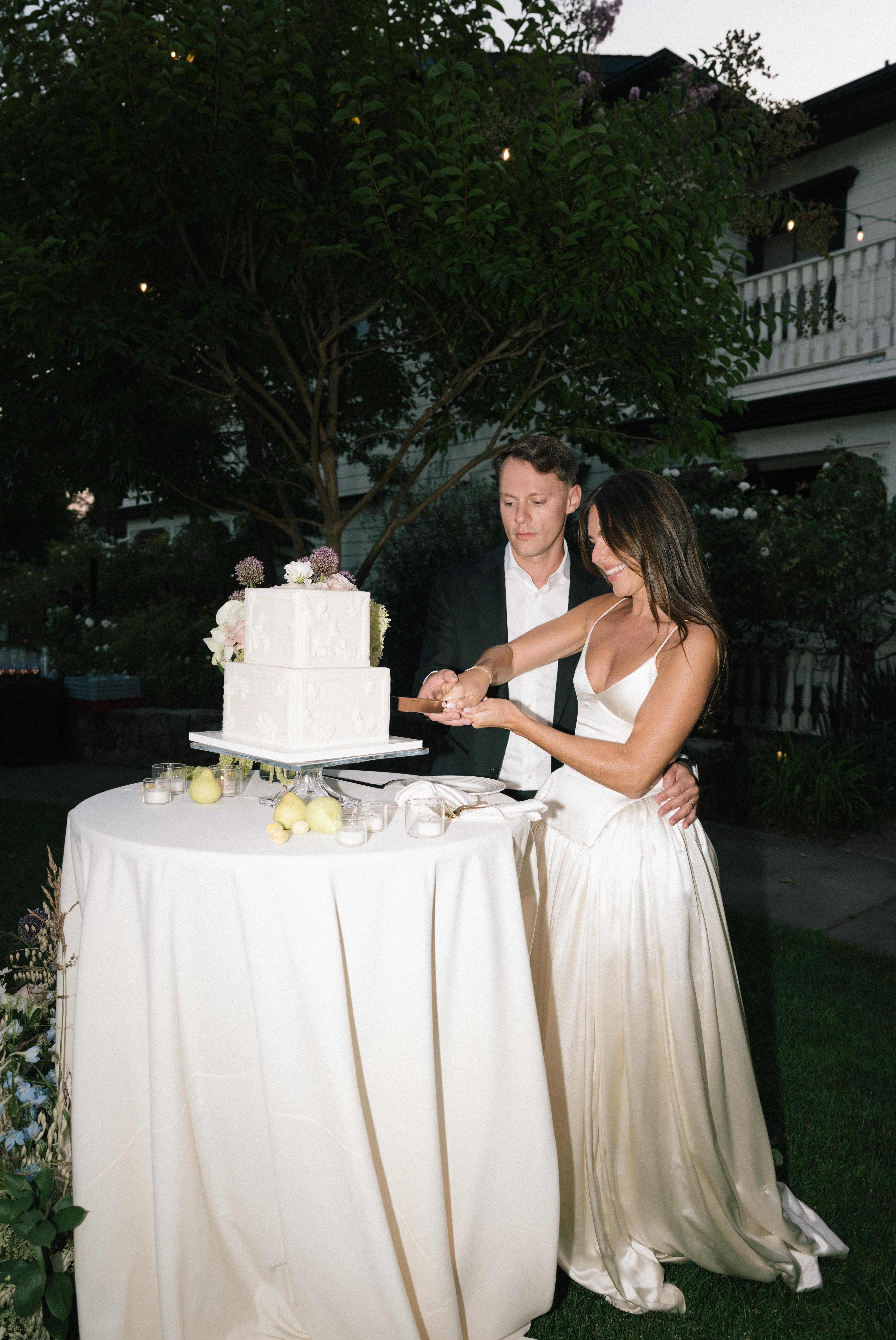 A Whimsical Summer Wedding at MacArthur Place 21