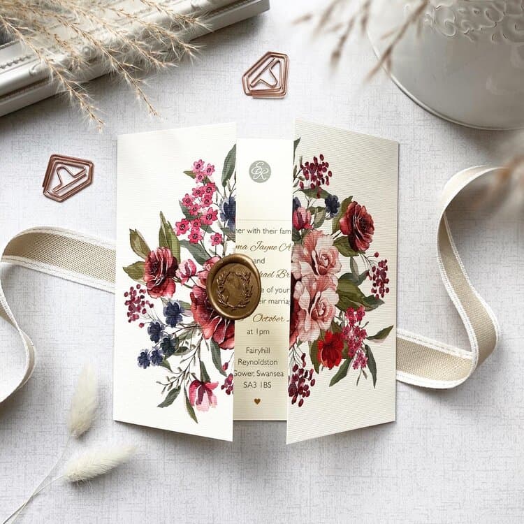 Lovelee Wedding Stationery