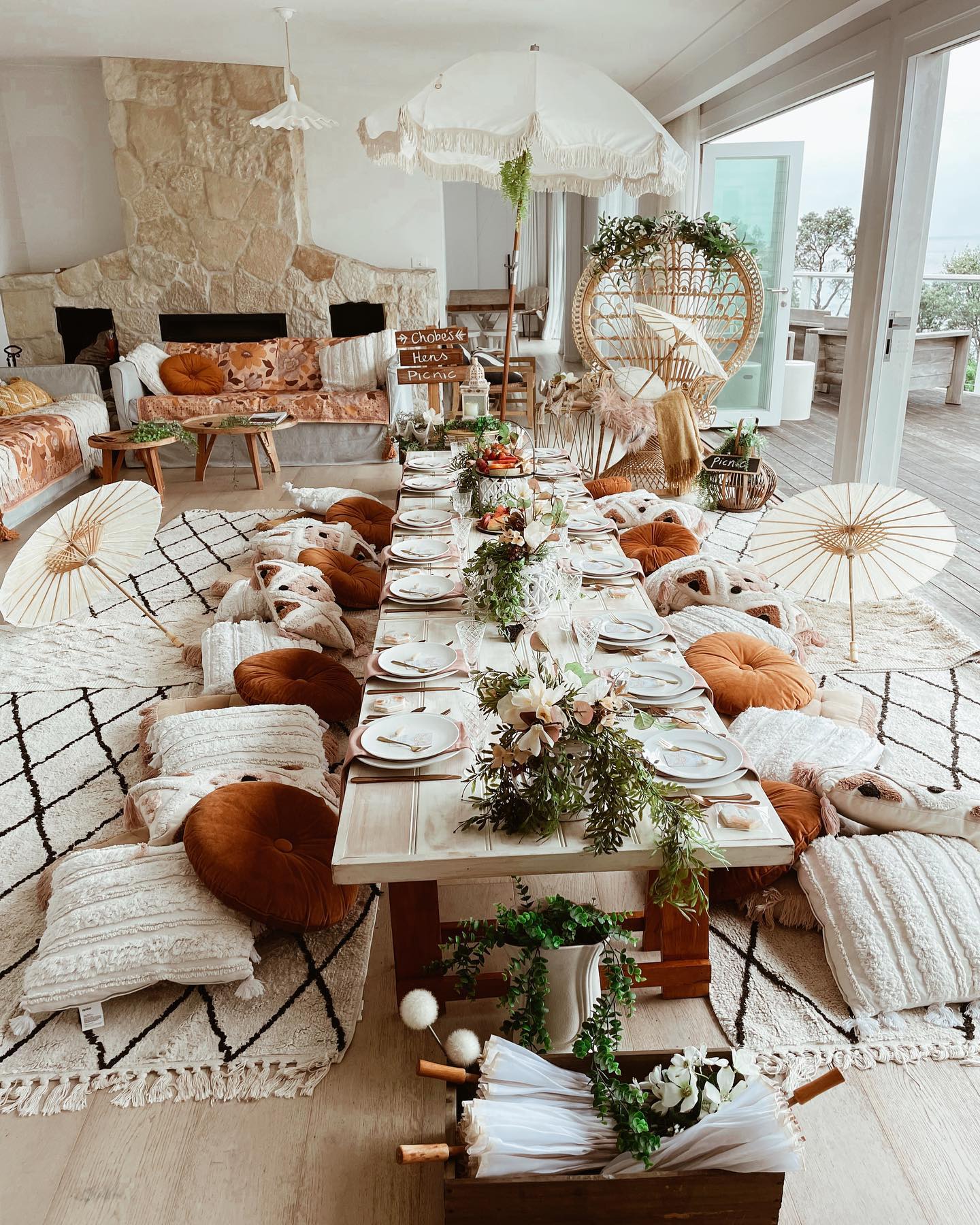 Pony & Wolf Pop Up Picnics & Events