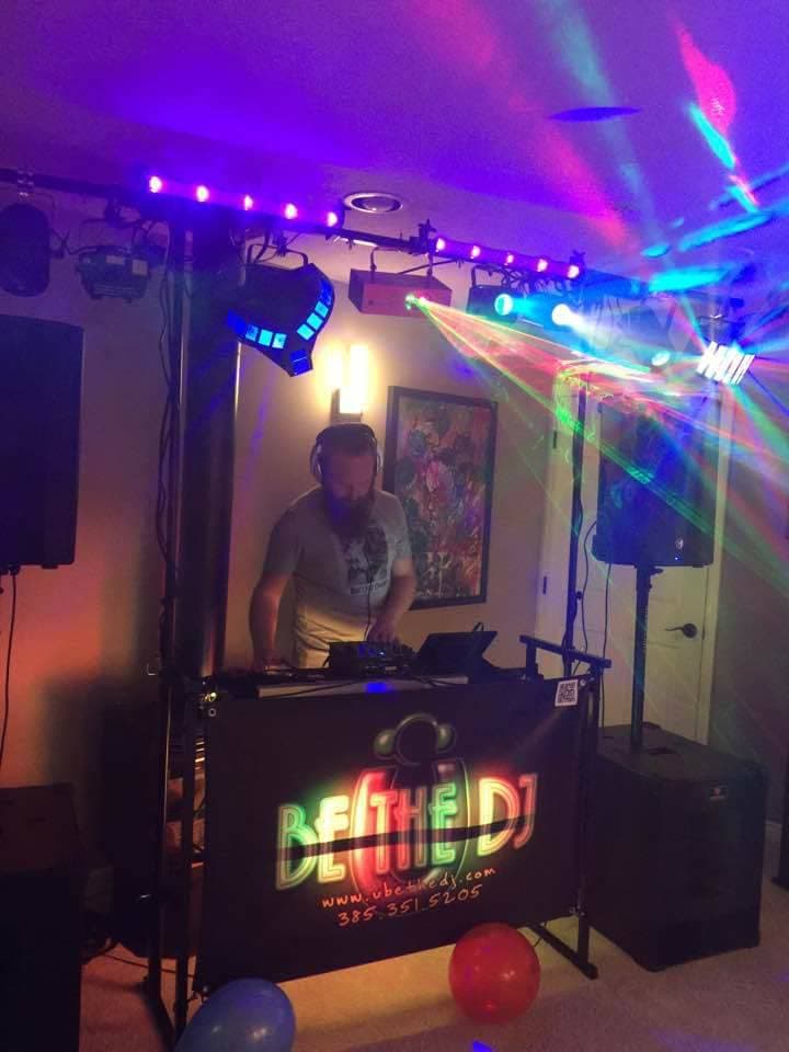 U Be The DJ